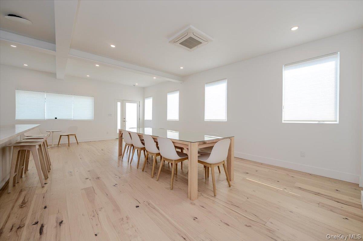 2105 Bay Boulevard Property Photo 11