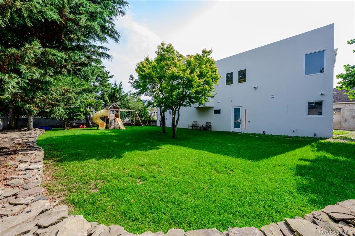 2105 Bay Boulevard Property Photo 30
