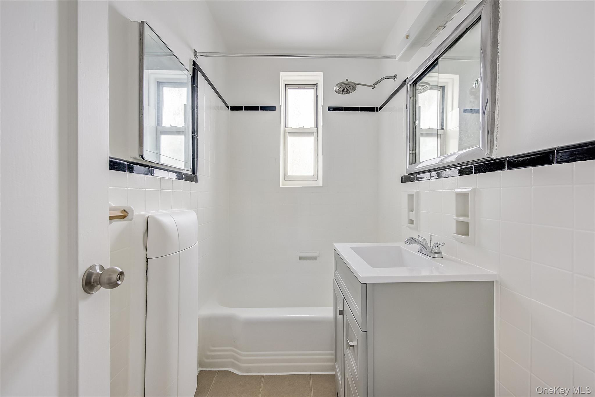 63-45 Saunders Street 6h Property Photo 23