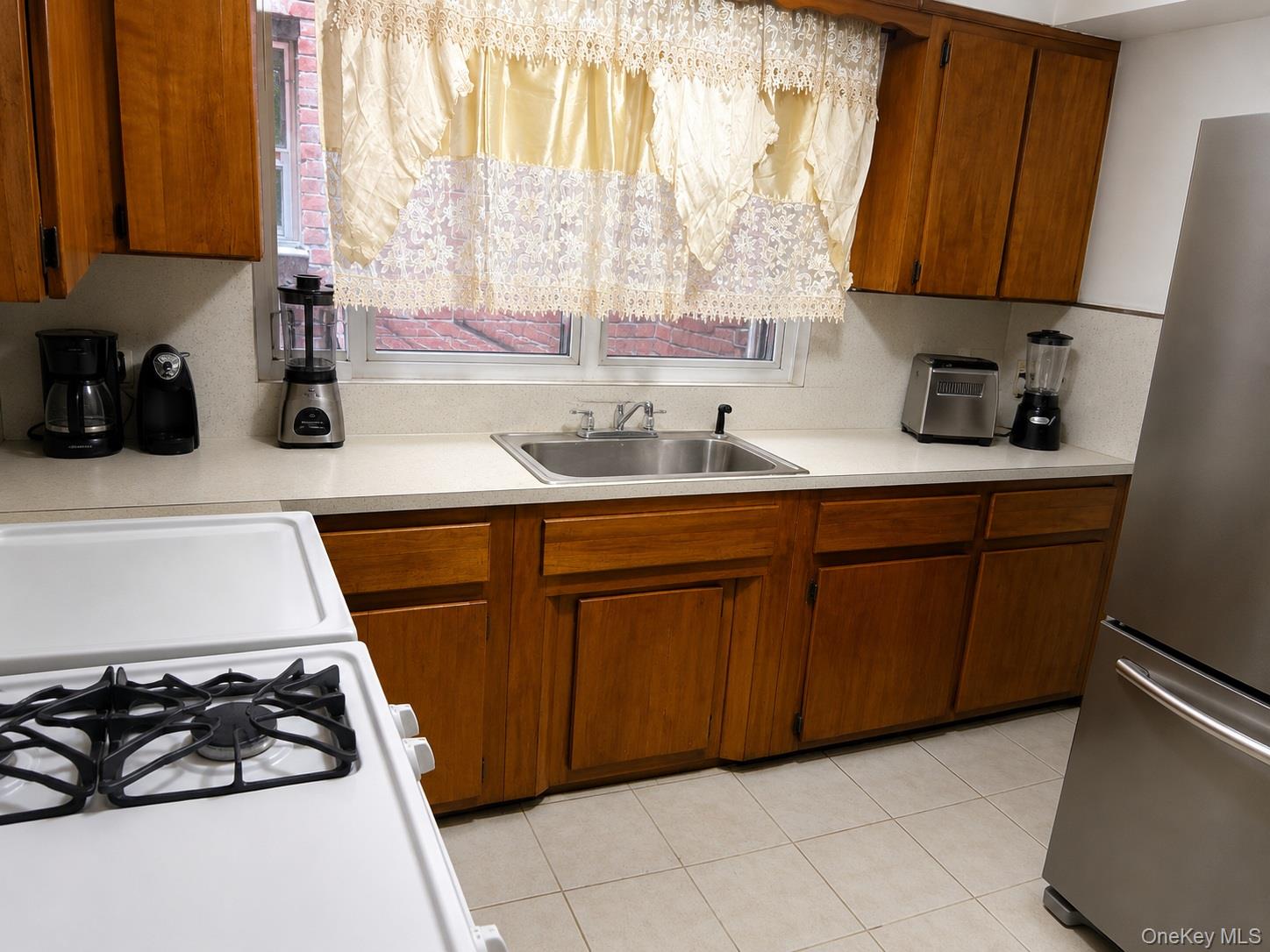 1278 E 53rd Street Property Photo 7