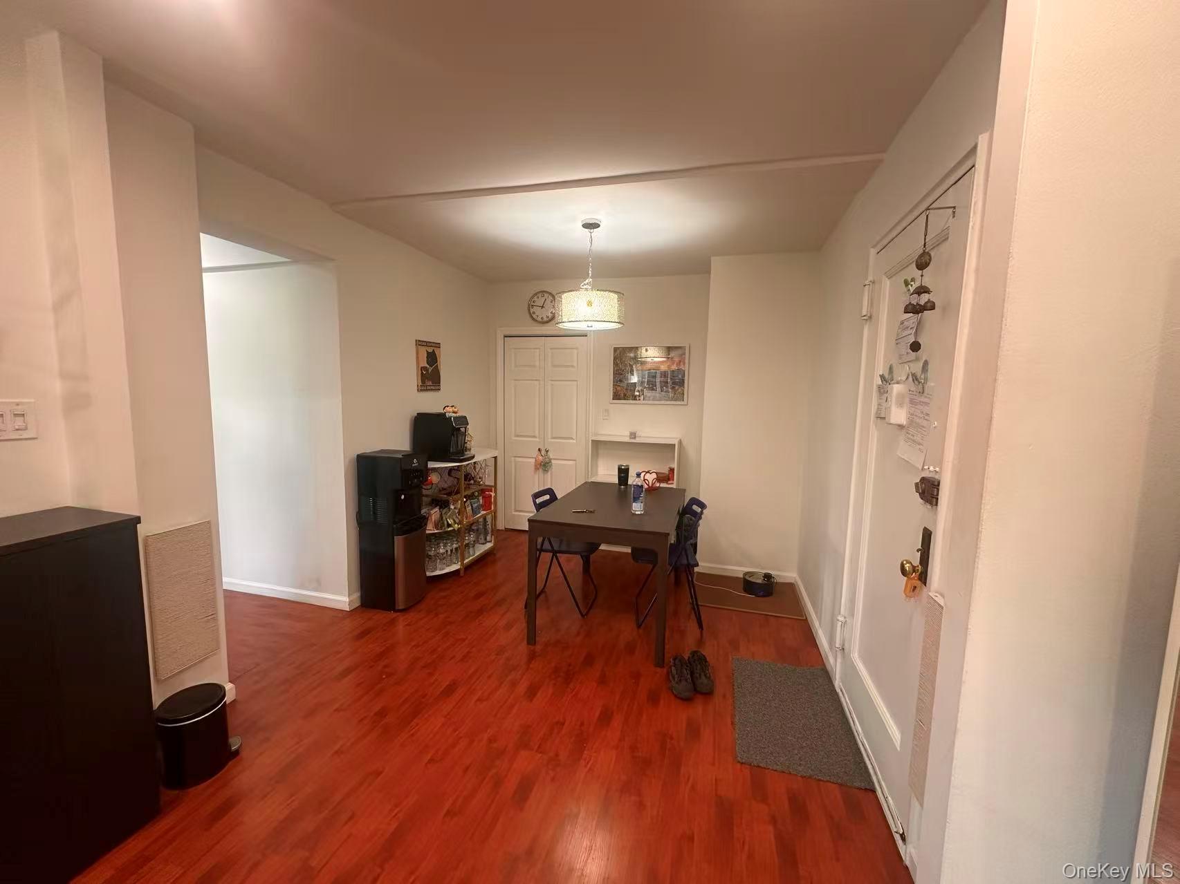 139-15 28 Road 6g Property Photo 6