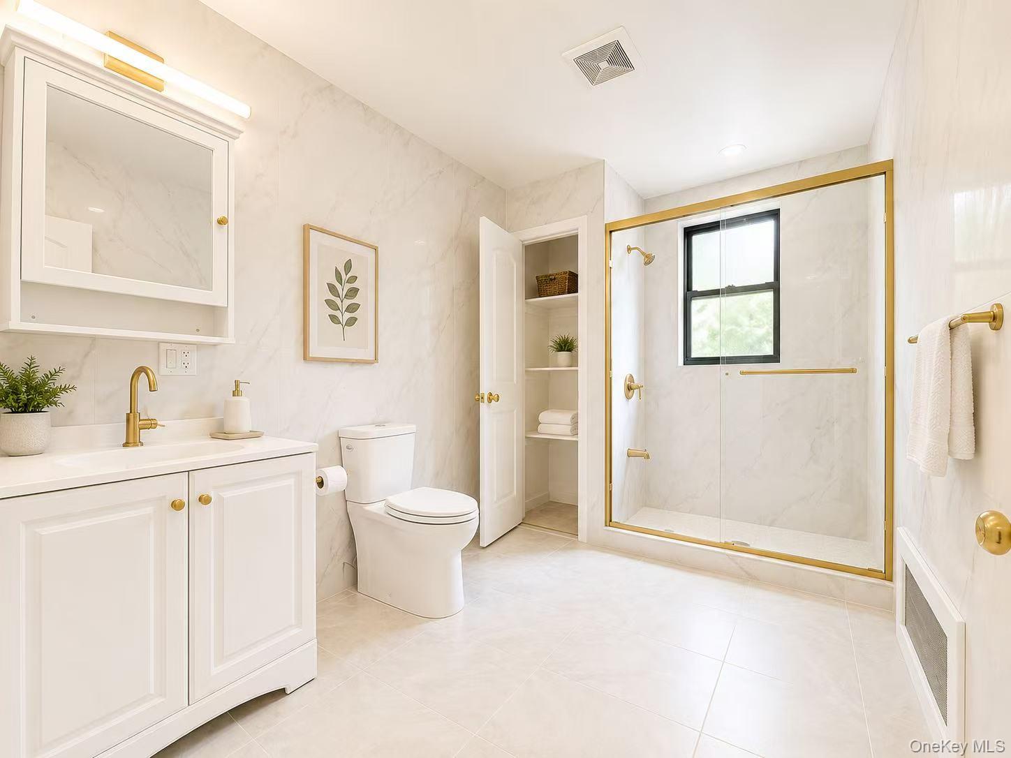 53 E 59th Street Property Photo 3