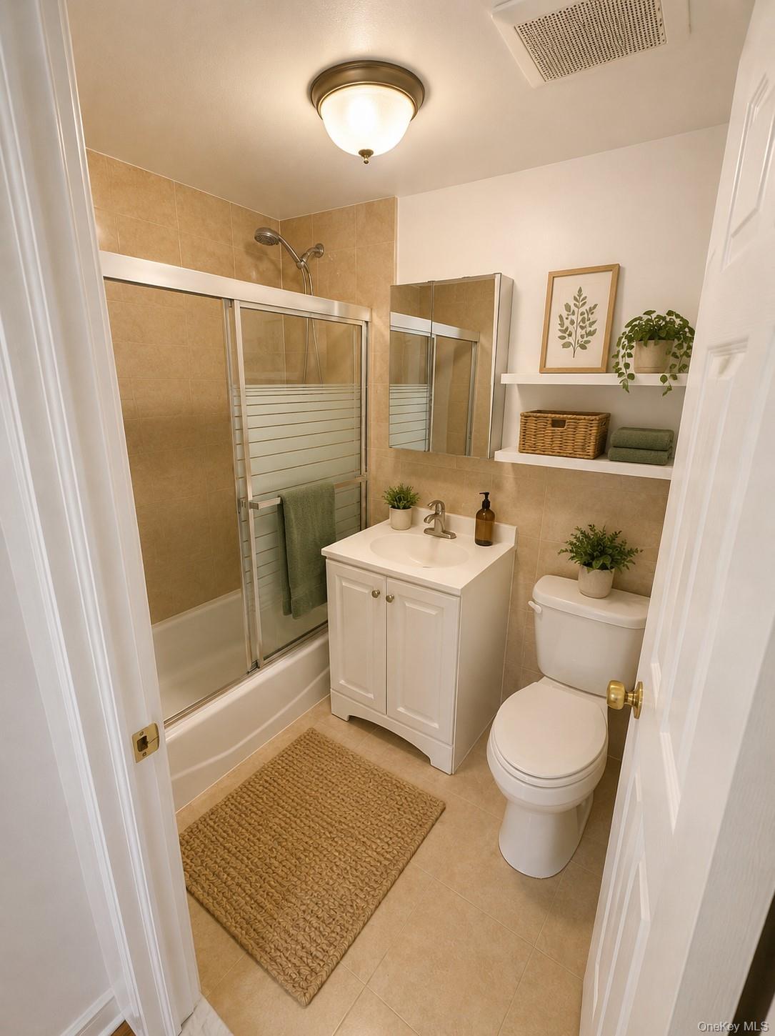 35-06 Leavitt Street 4f Property Photo 4