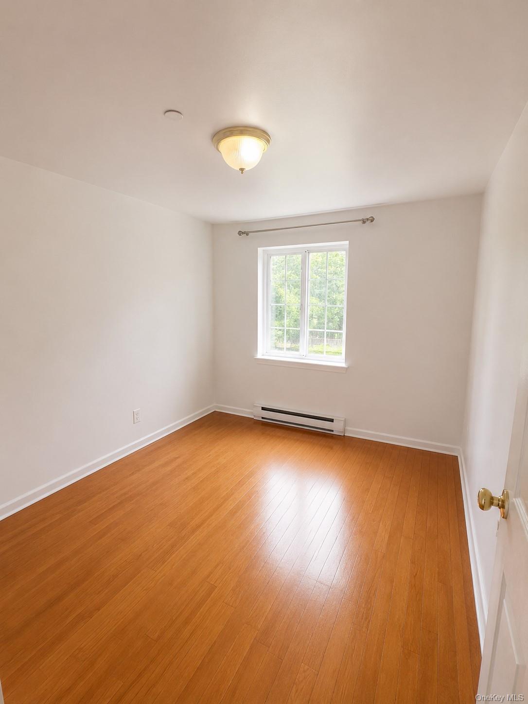 35-06 Leavitt Street 4f Property Photo 10