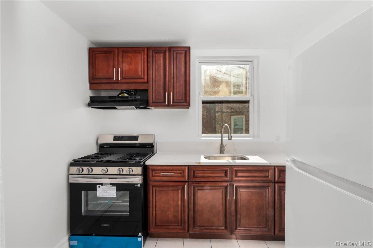 3716 68th Street Property Photo 12