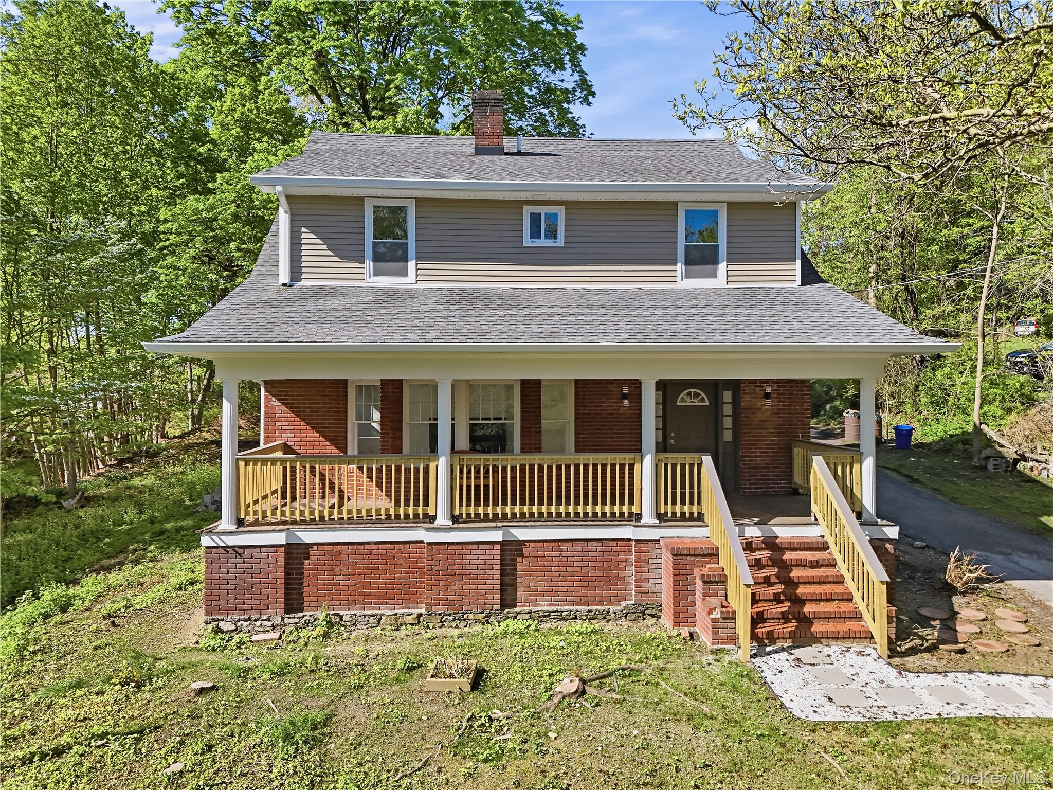 24 Summit Avenue Property Photo 1