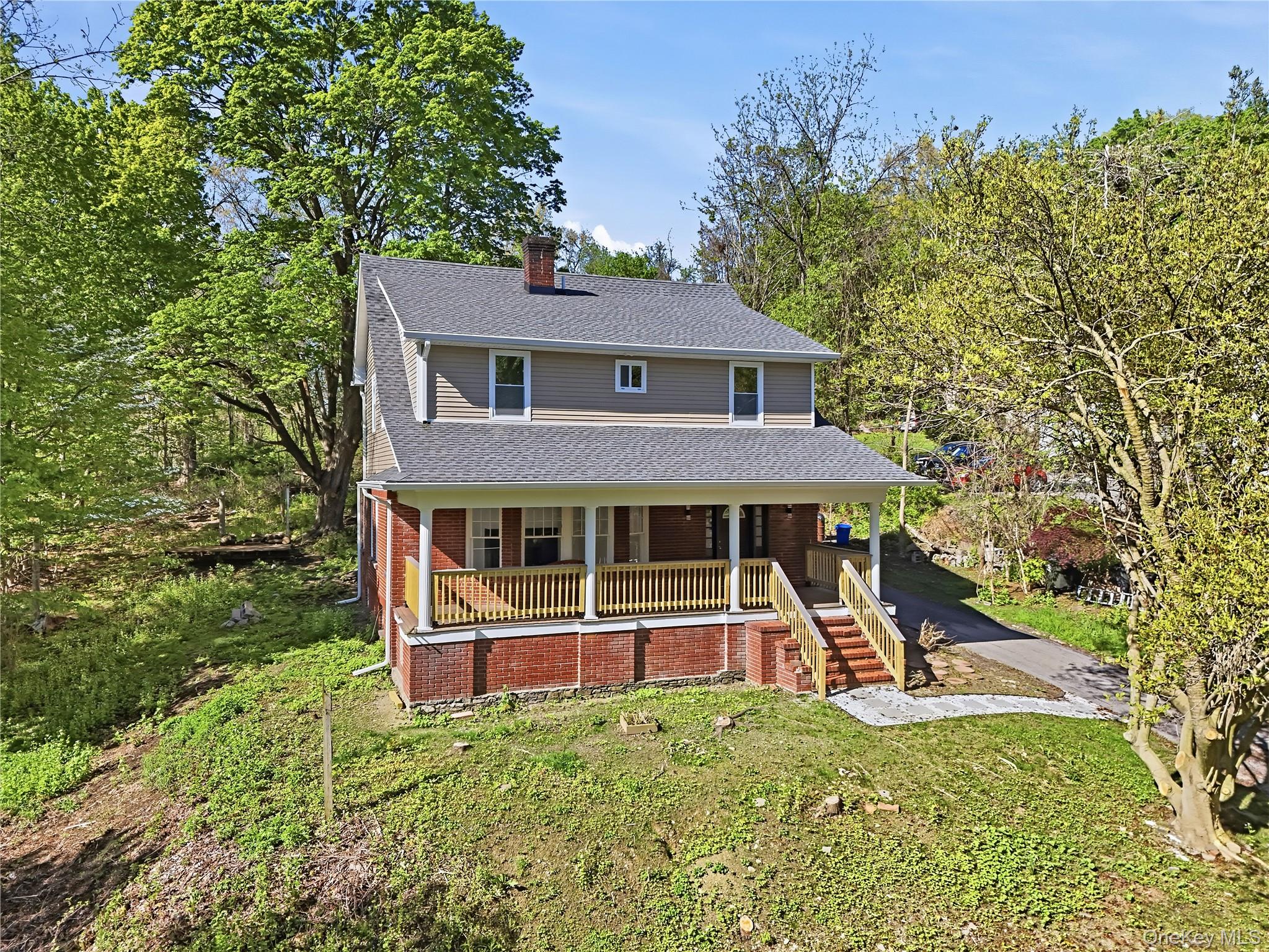 24 Summit Avenue Property Photo 2