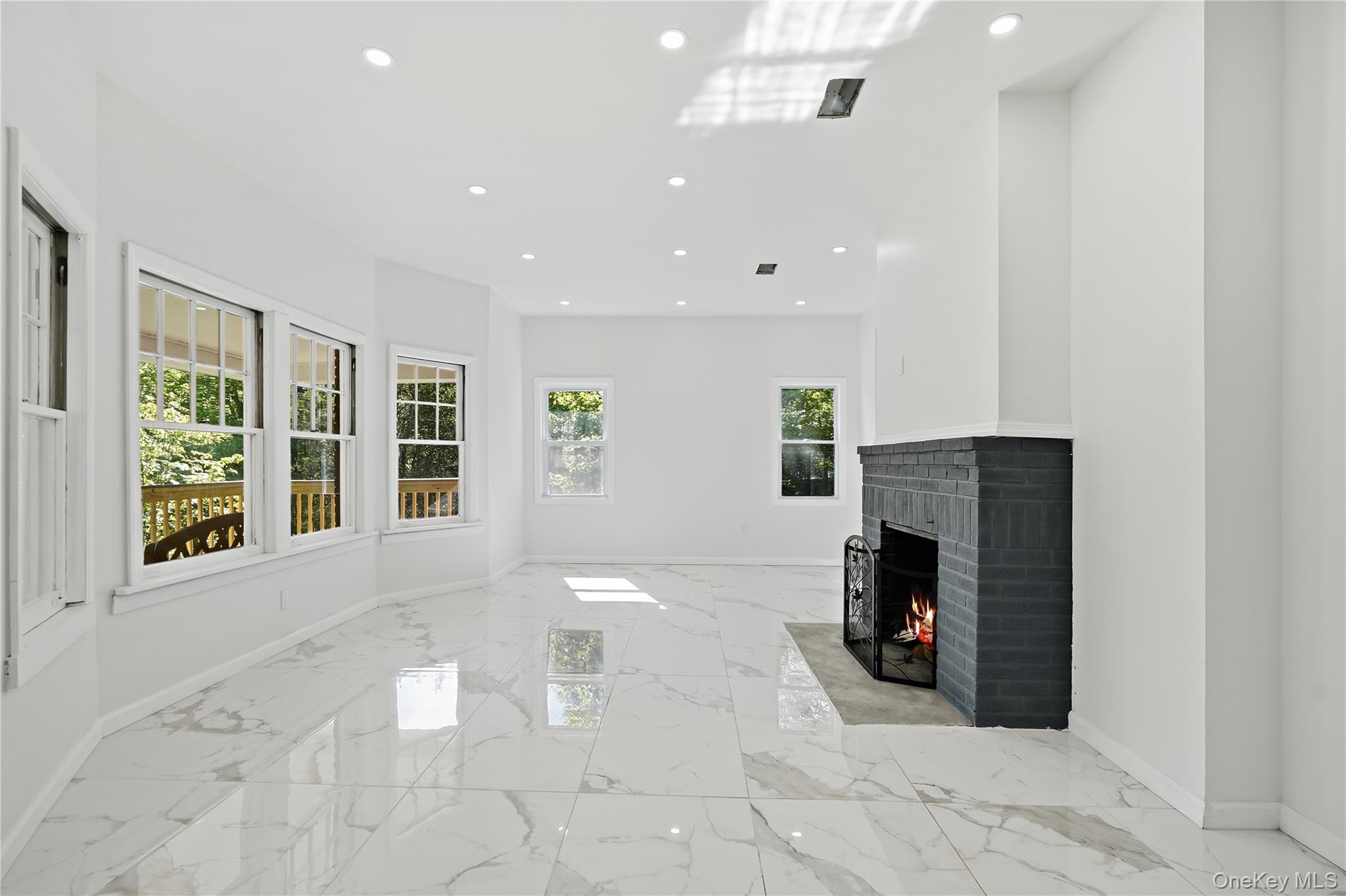 24 Summit Avenue Property Photo 8
