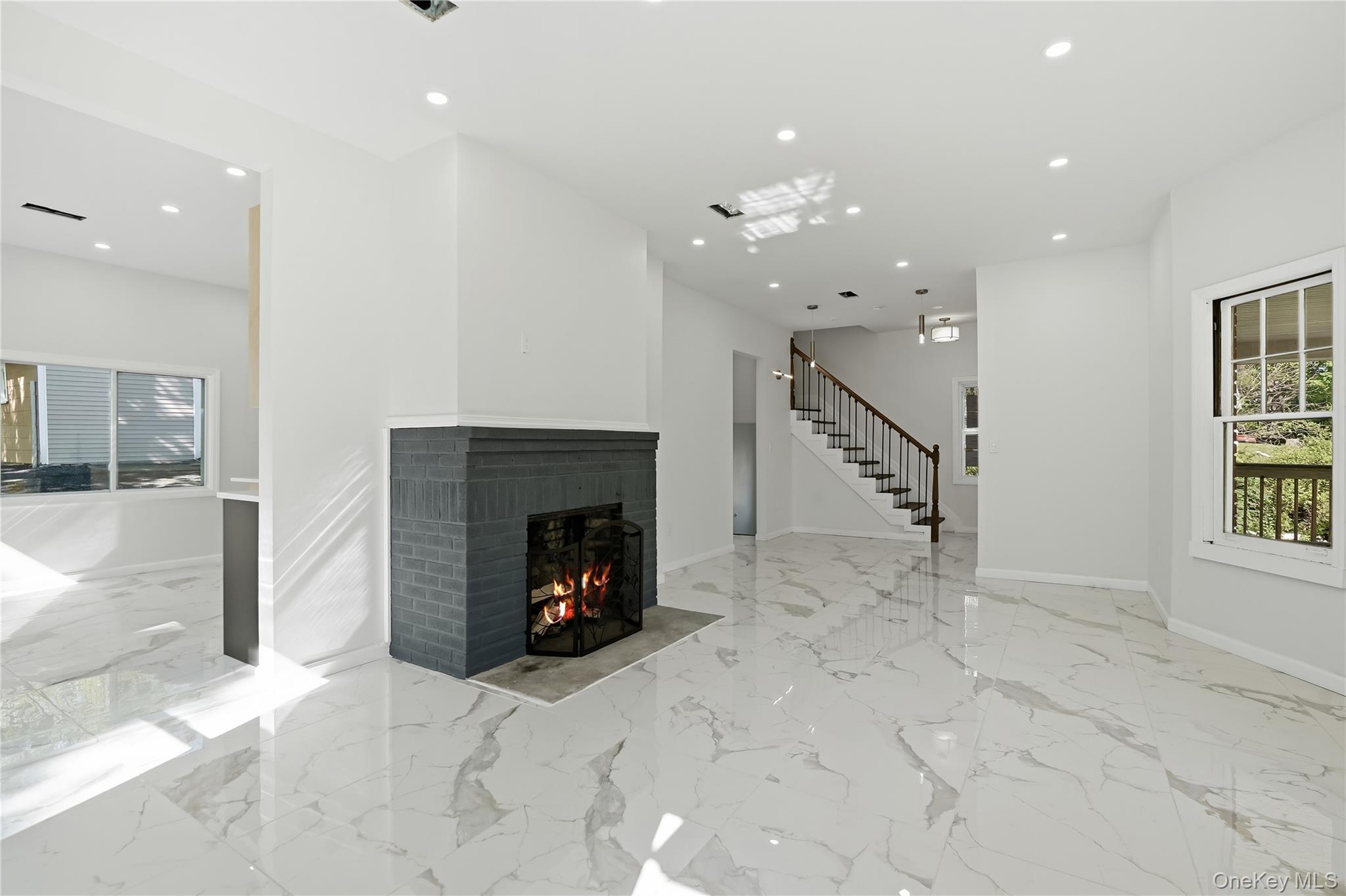 24 Summit Avenue Property Photo 10