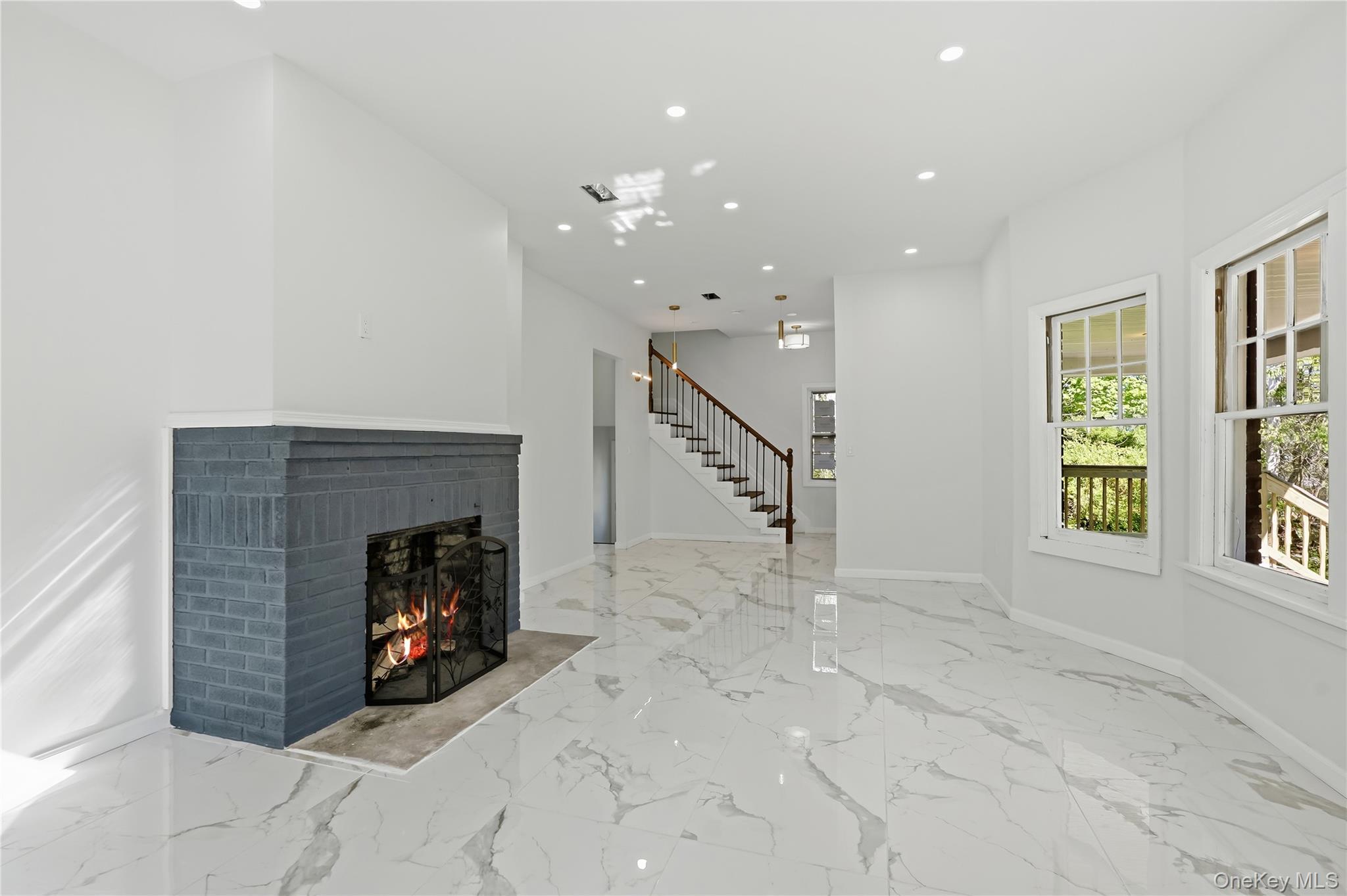 24 Summit Avenue Property Photo 12