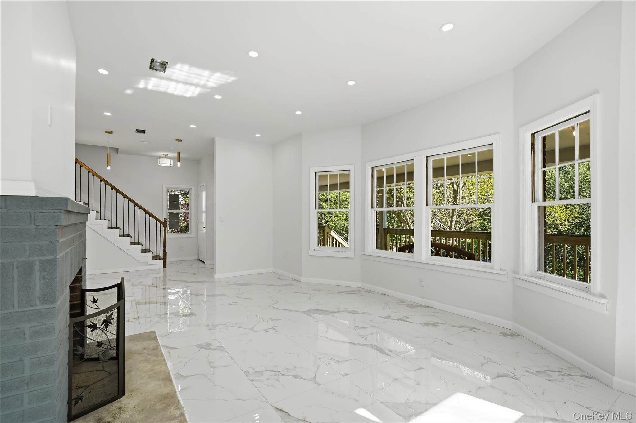 24 Summit Avenue Property Photo 13