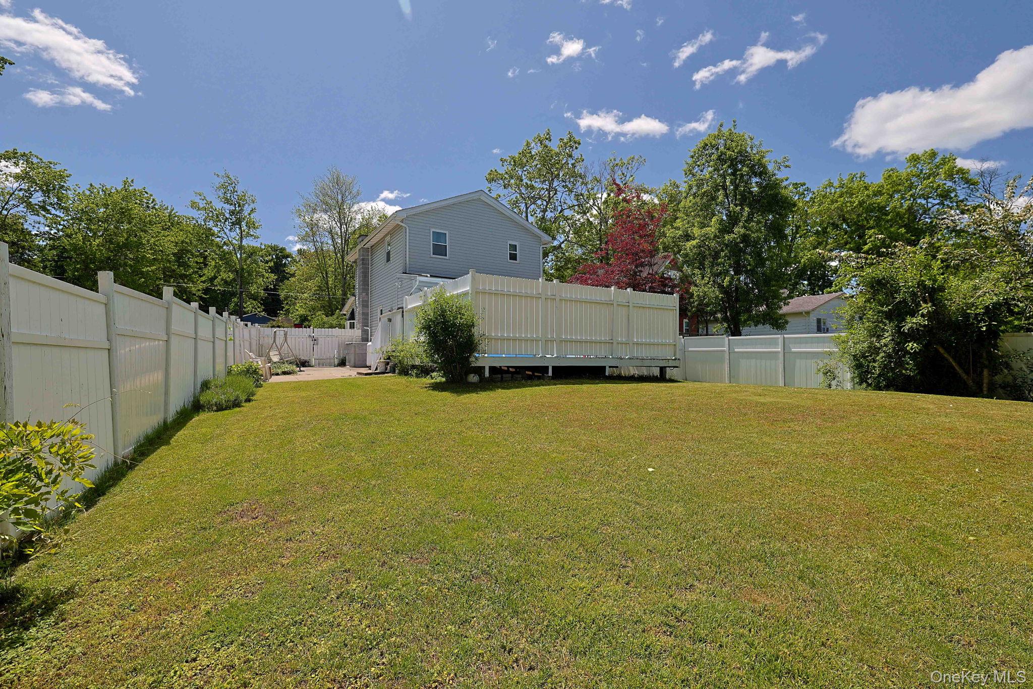 18 Sunset Trail Property Photo 6