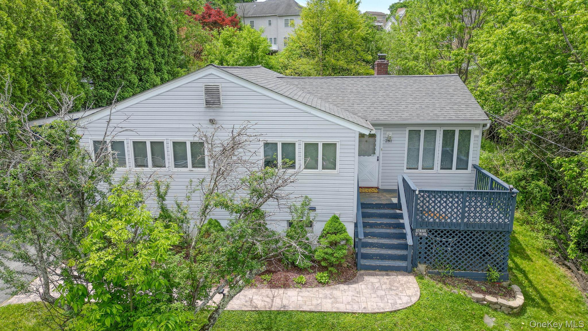 281 Orchard Drive Property Photo 2