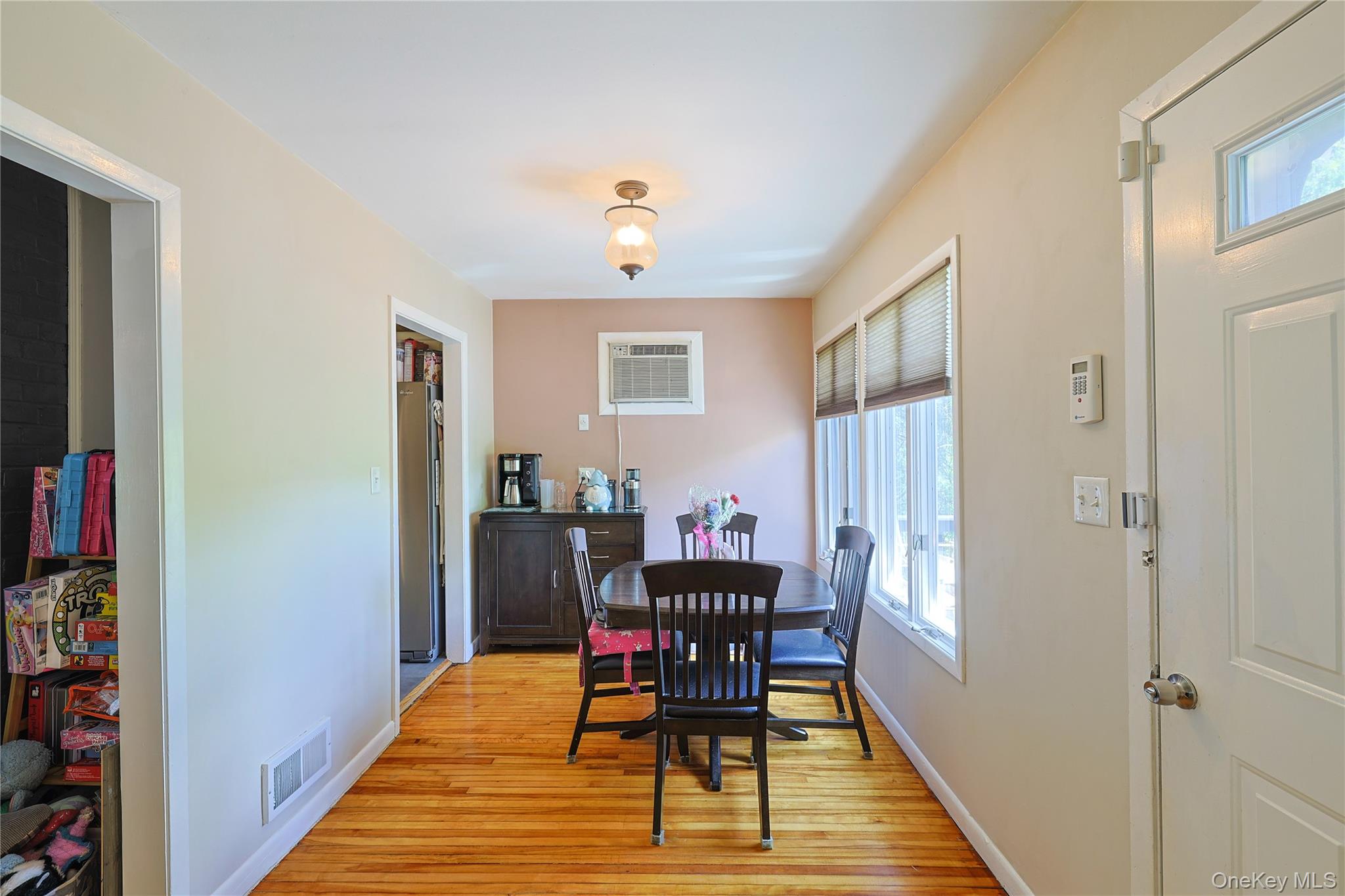 281 Orchard Drive Property Photo 8