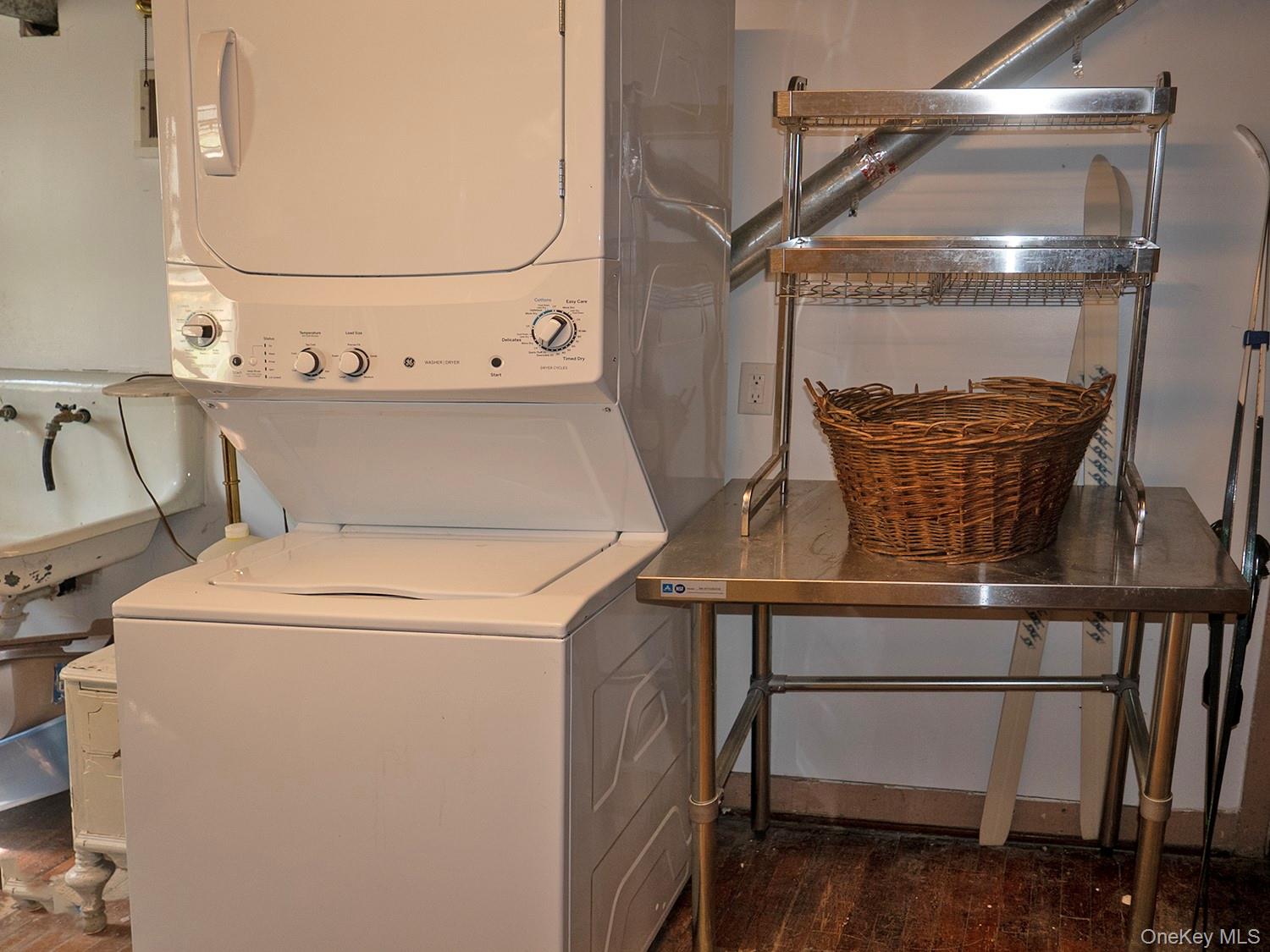 2884 Atlantic Avenue Property Photo 13