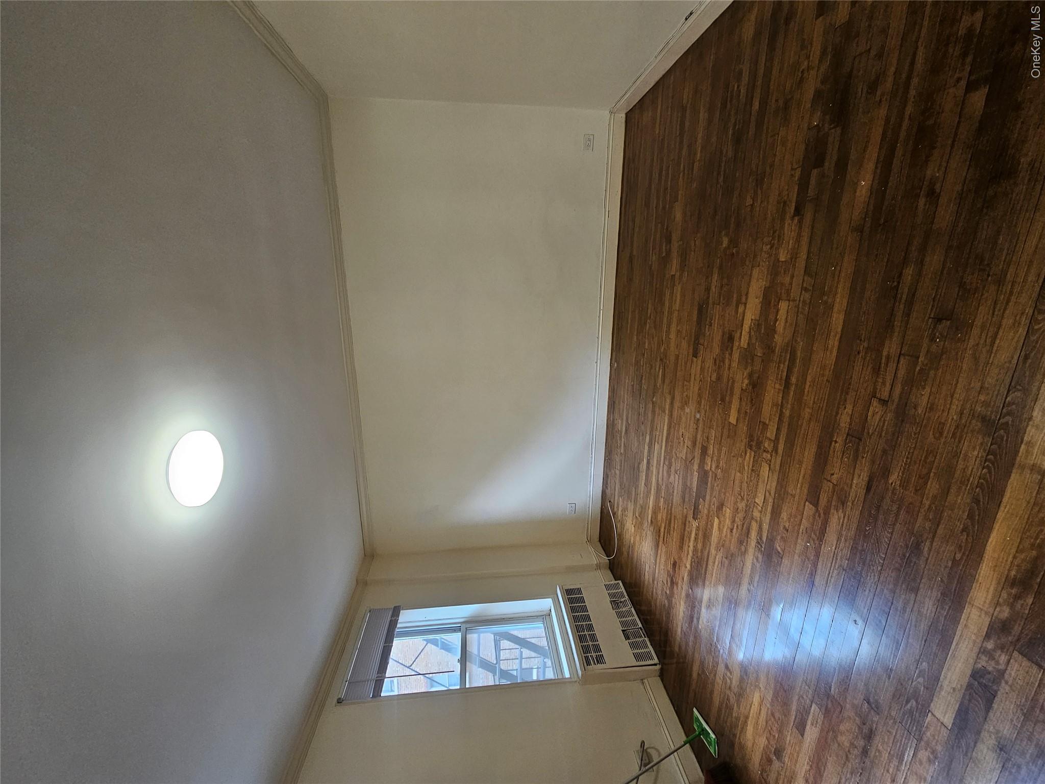 140 35 Beech Ave 4h Property Photo 6
