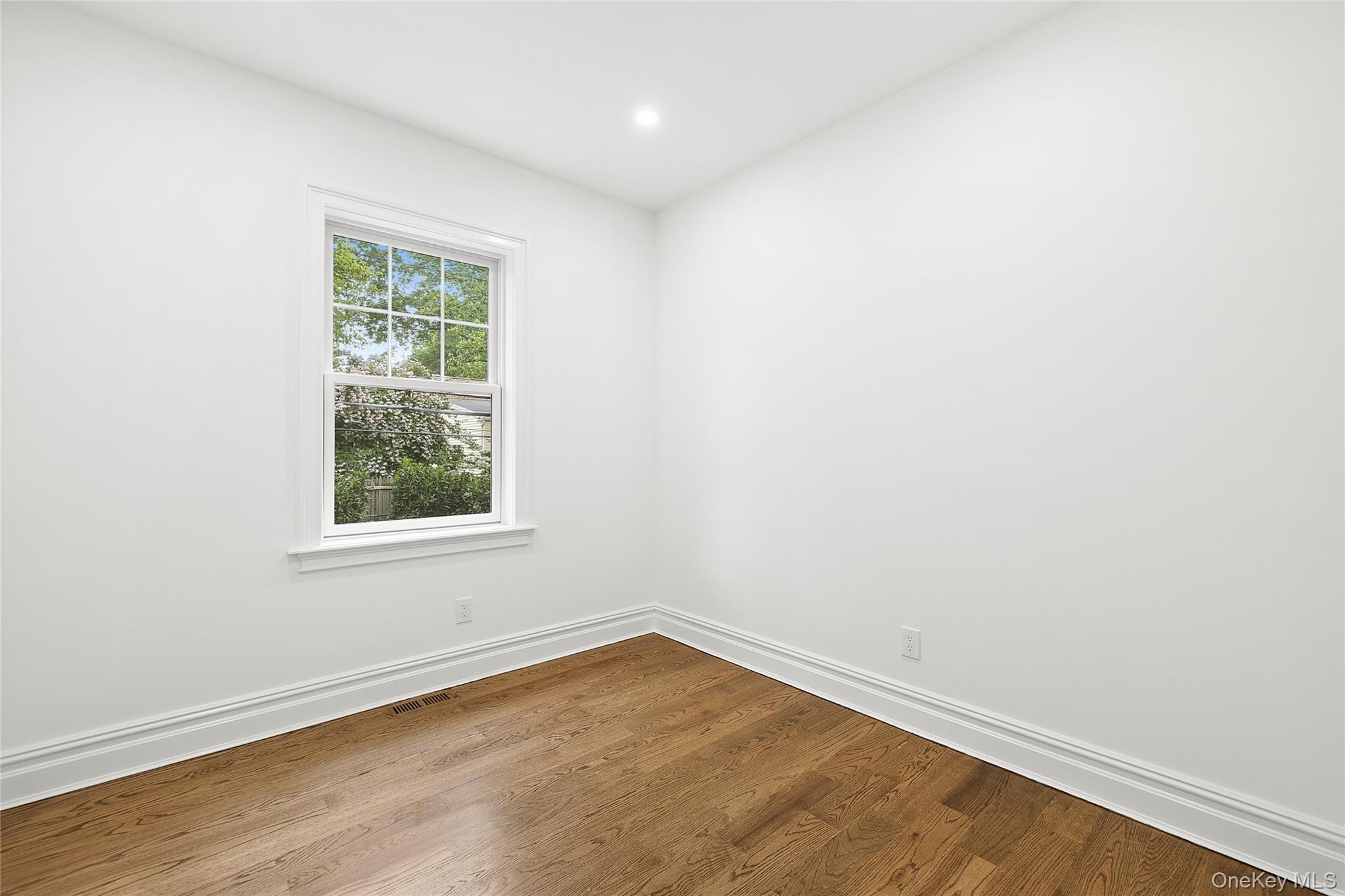 159 Lincoln Street Property Photo 15