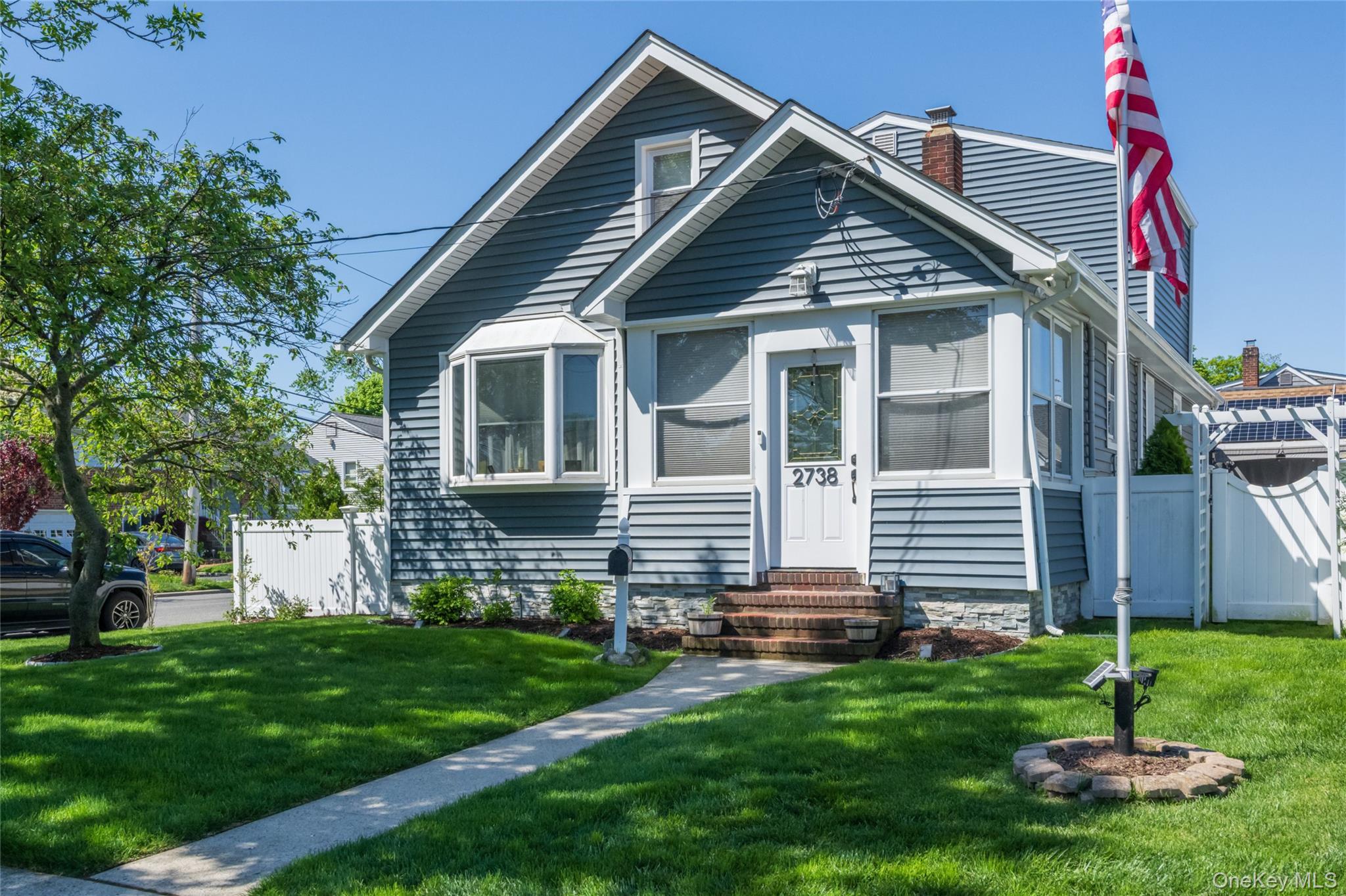 2738 Miller Avenue Property Photo 1