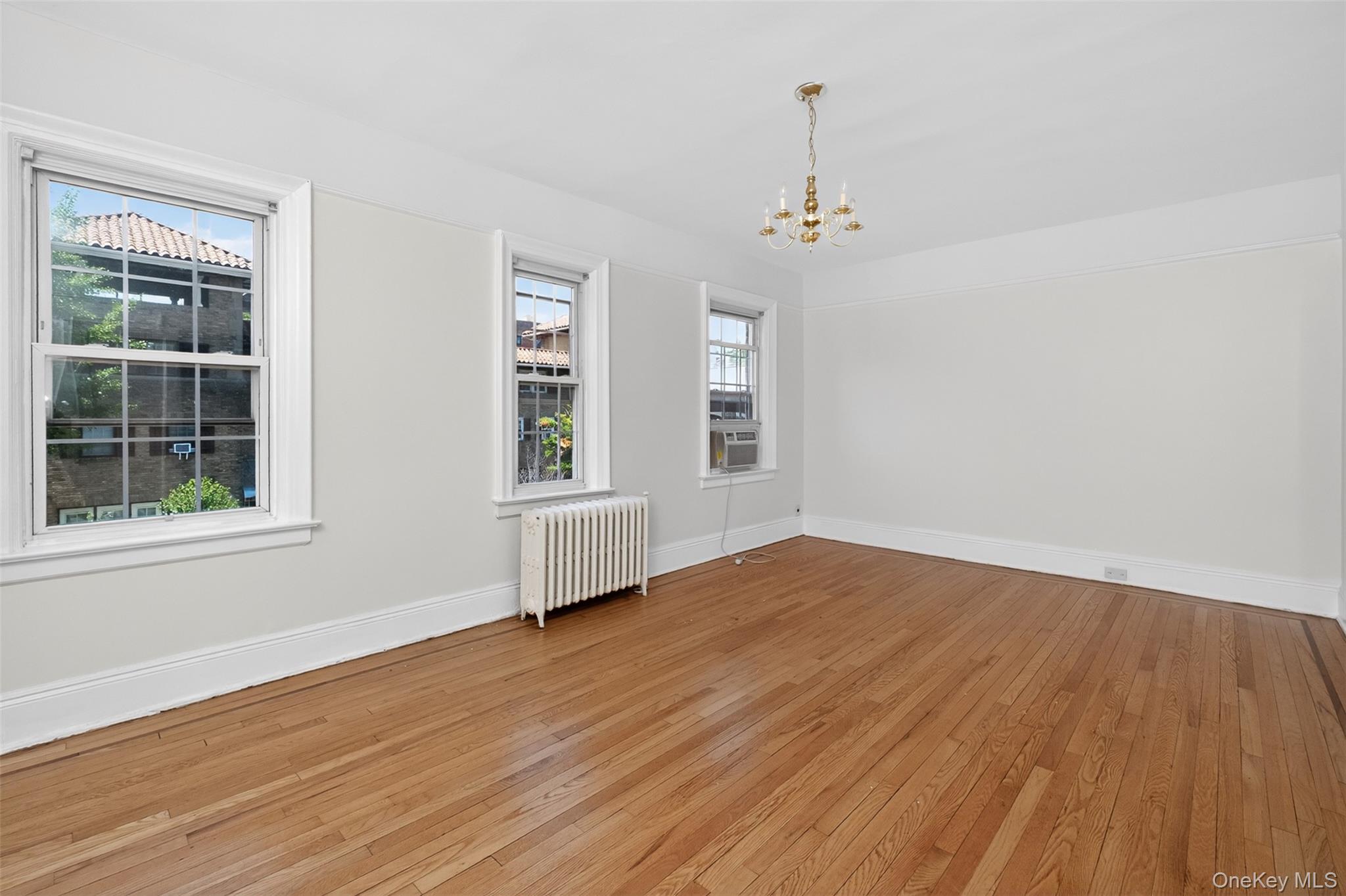 34-39 75th Street Property Photo 8