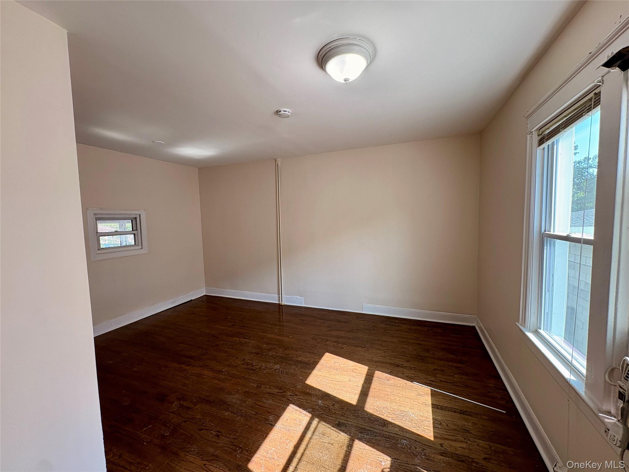 2910 Baisley Avenue Property Photo 9
