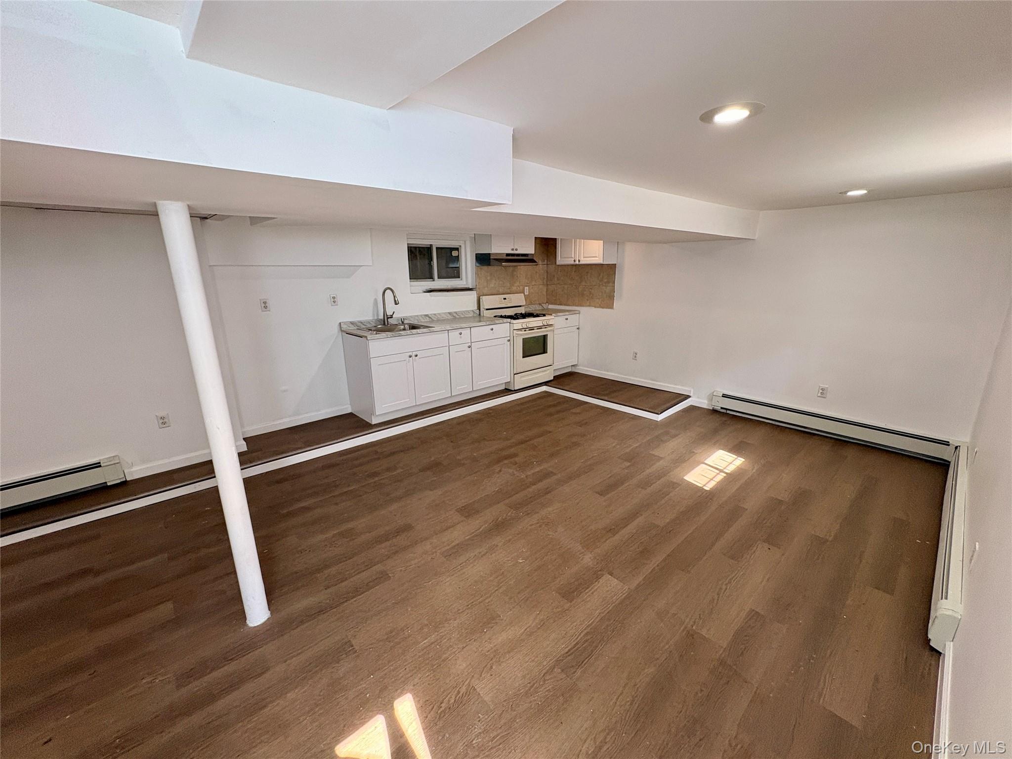 2910 Baisley Avenue Property Photo 15