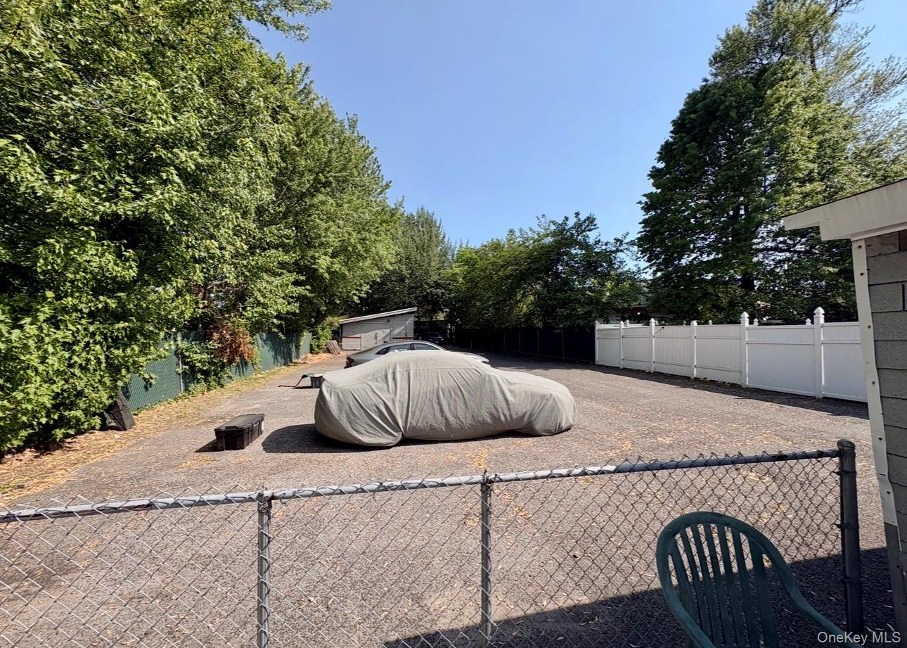 2910 Baisley Avenue Property Photo 21