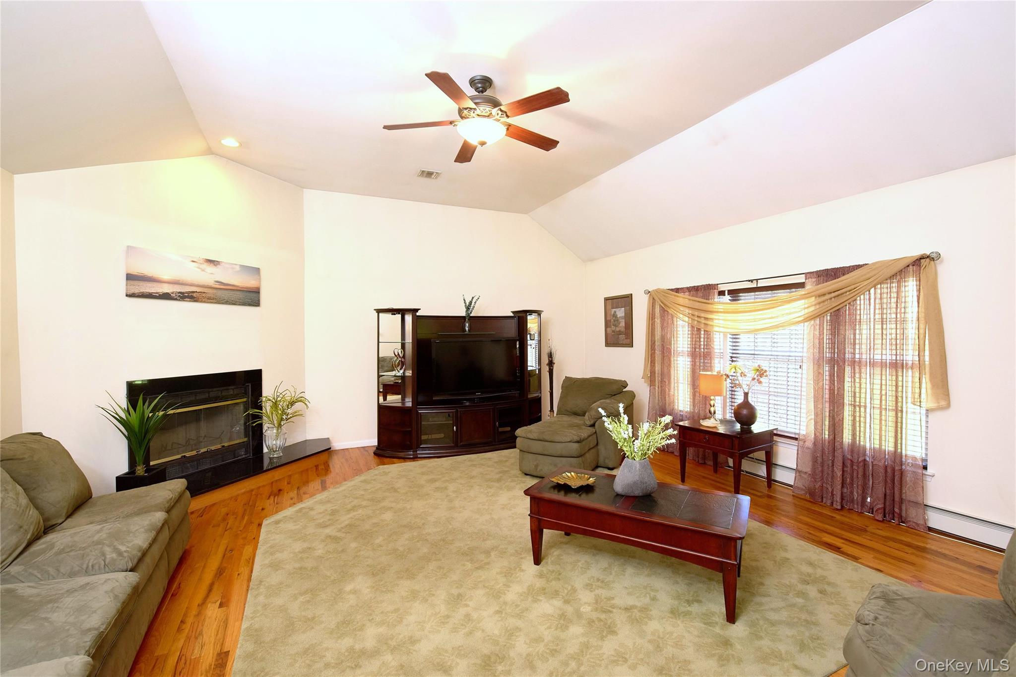 41 Philip Drive Property Photo 6