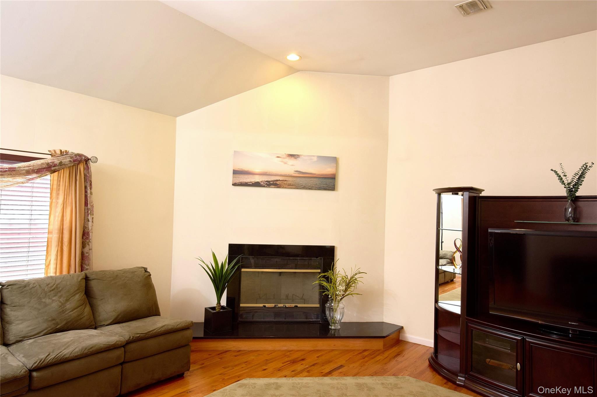 41 Philip Drive Property Photo 8