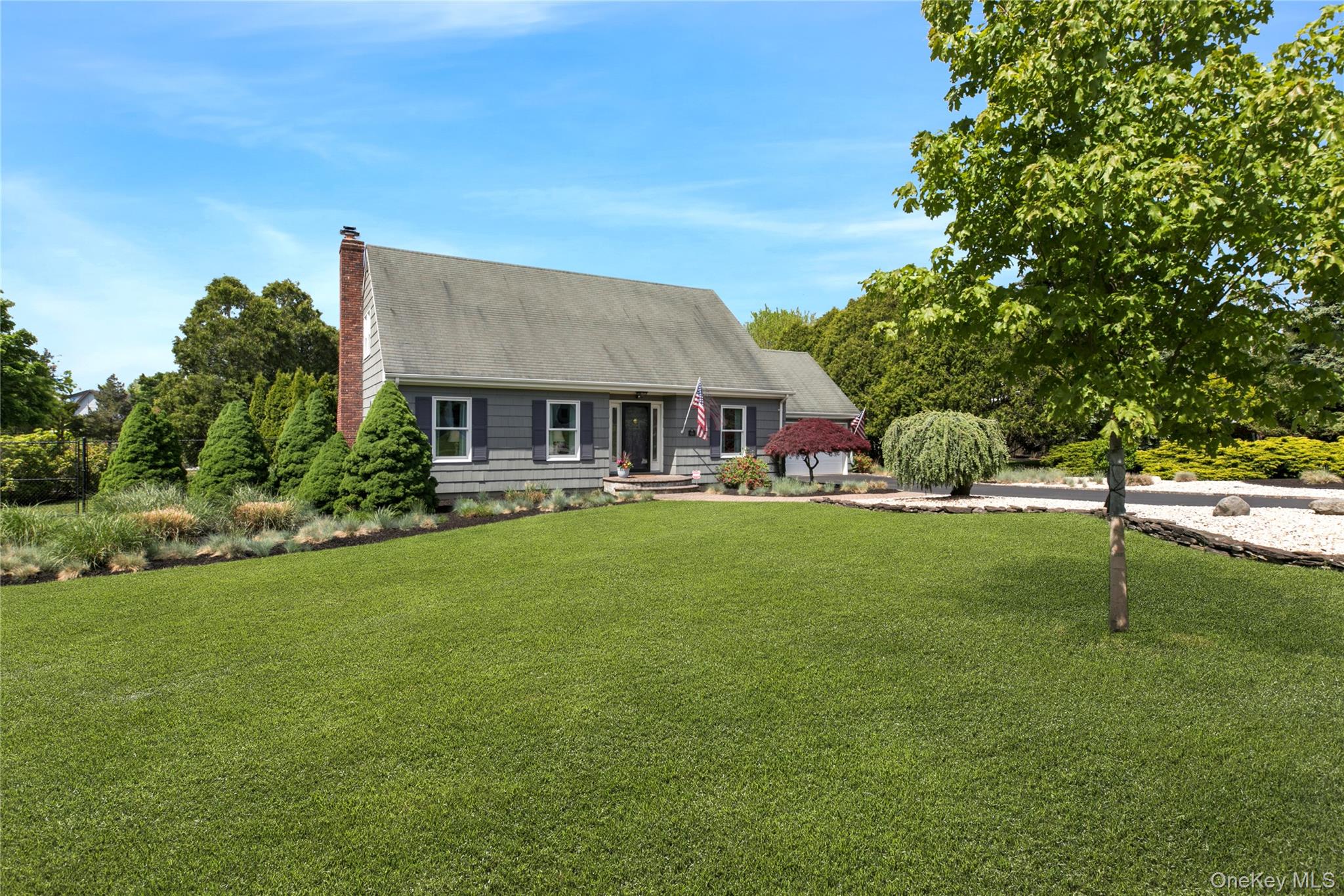450 Maple Lane Property Photo 1