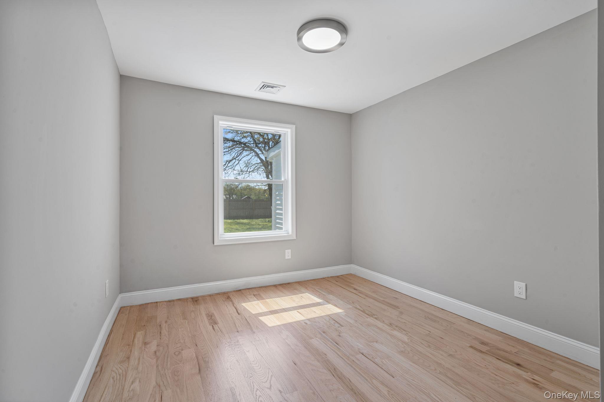 7600 Main Road Unit 1b Property Photo 17