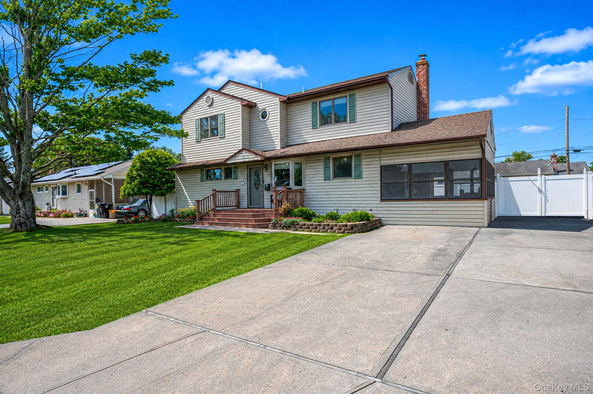 11 Windsor Street Property Photo 3