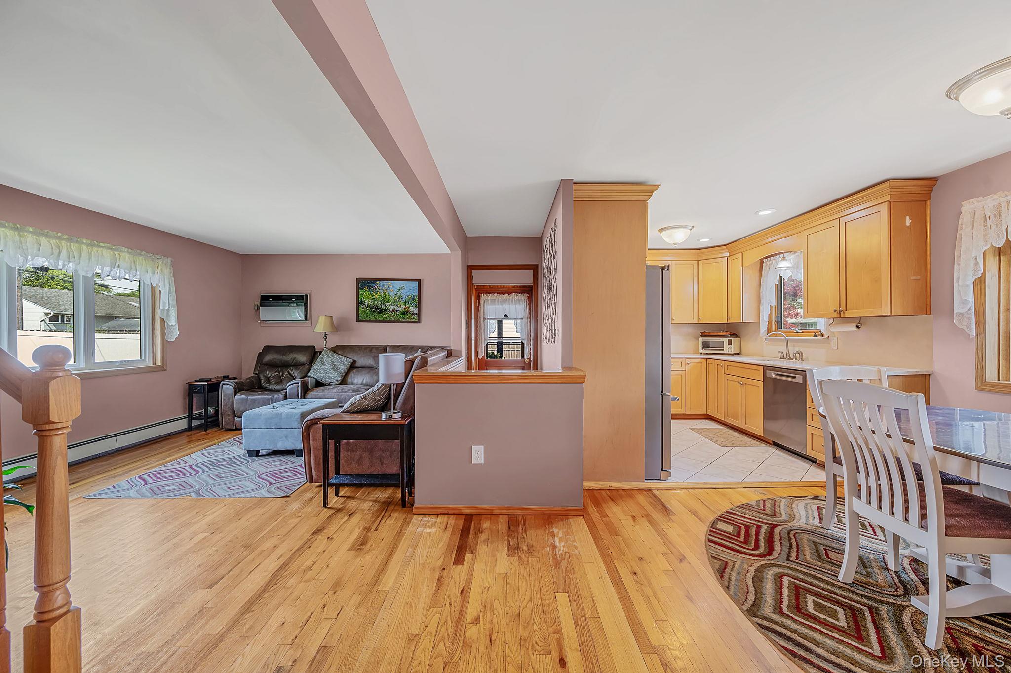 11 Windsor Street Property Photo 12
