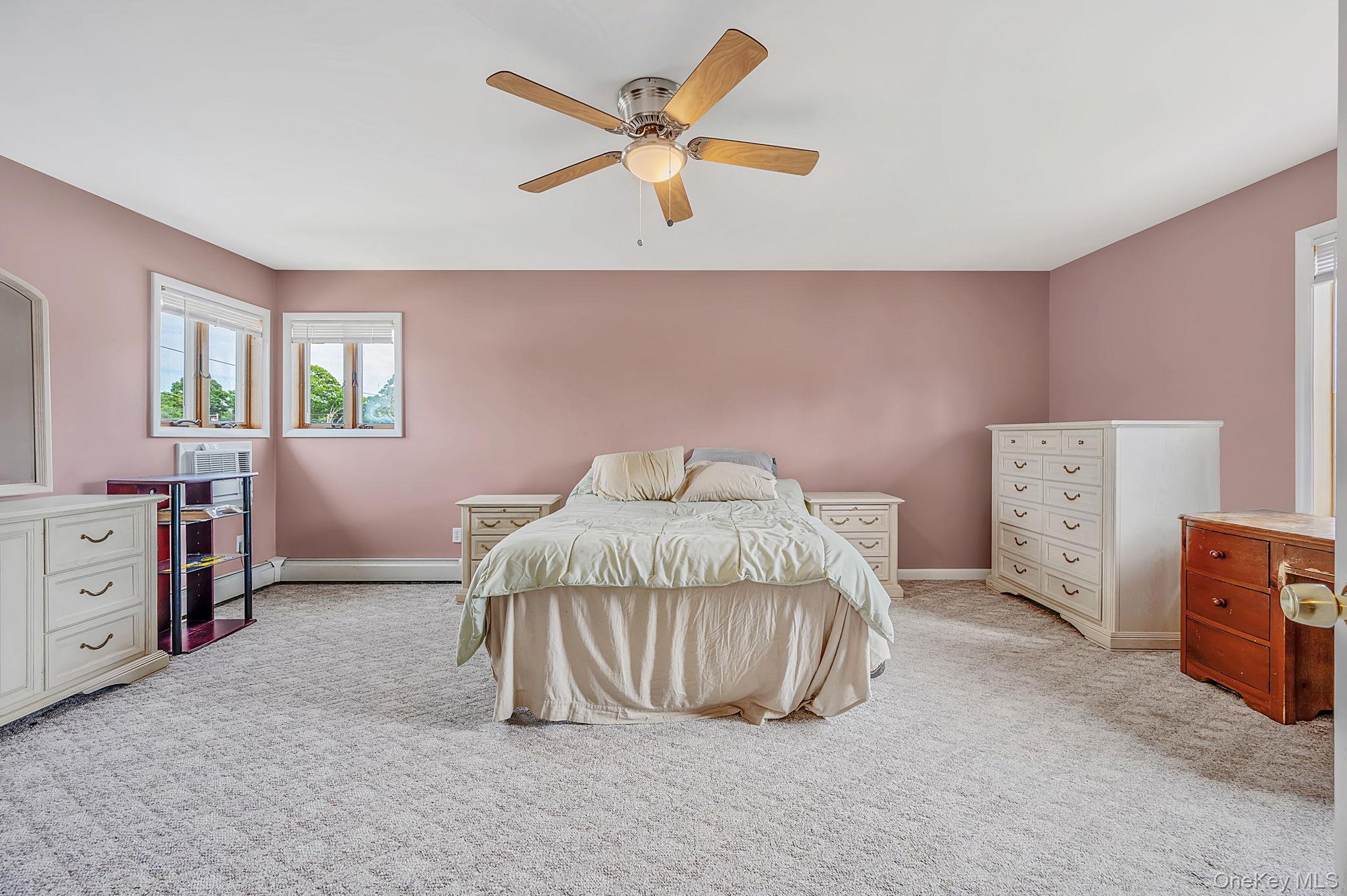 11 Windsor Street Property Photo 19