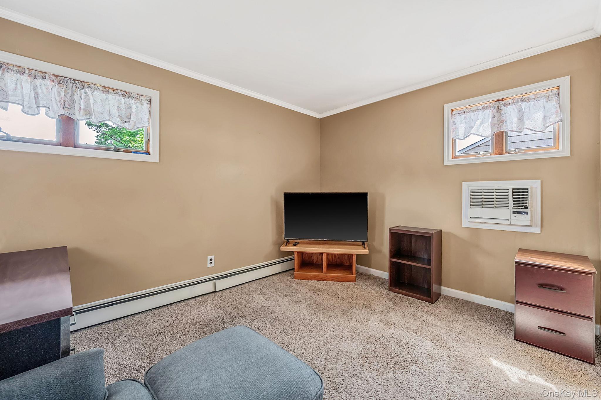 11 Windsor Street Property Photo 26