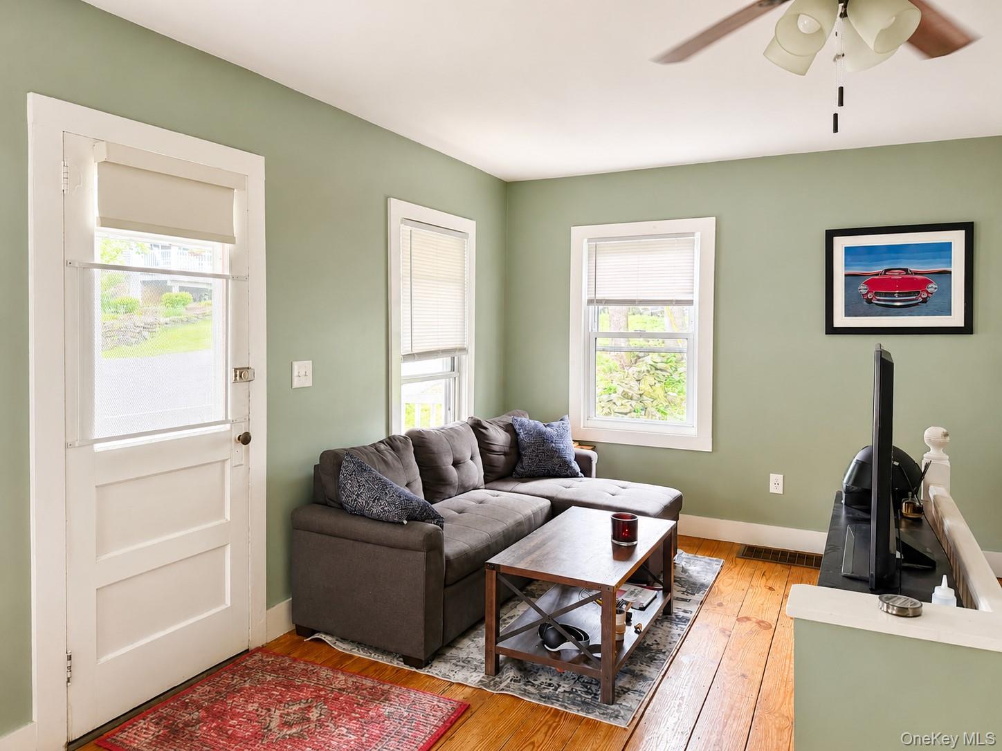 16 Poplar Street Property Photo 5