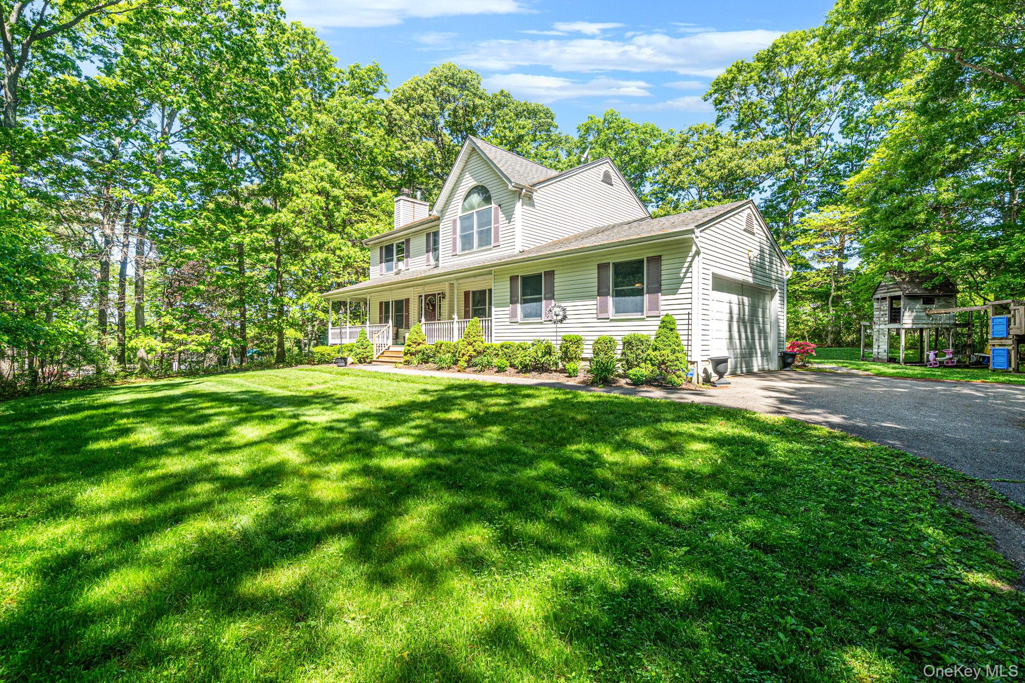 283 Route 25a Property Photo 1