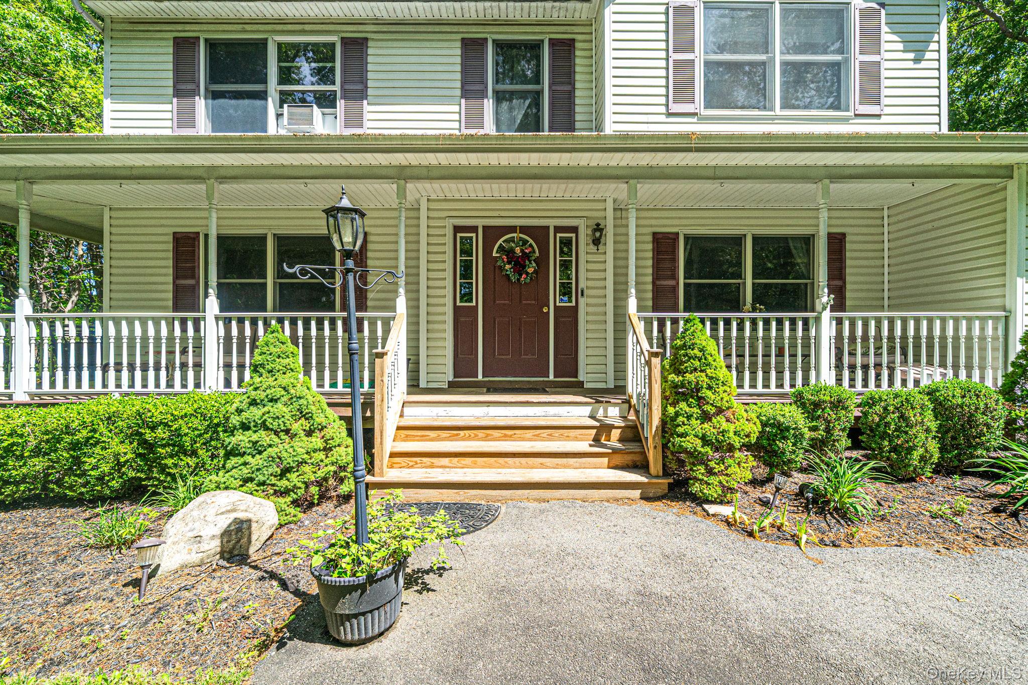 283 Route 25a Property Photo 4