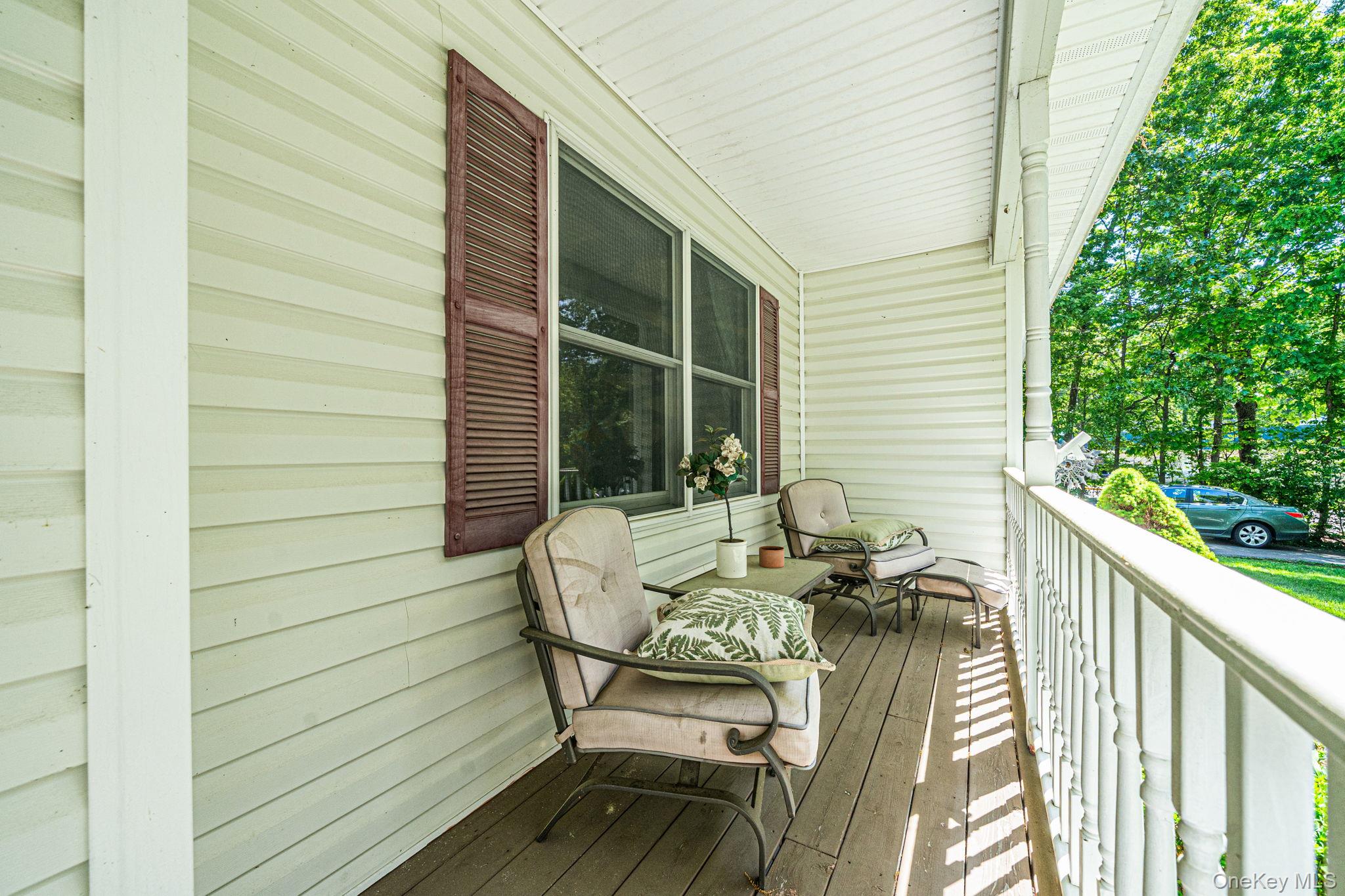 283 Route 25a Property Photo 9