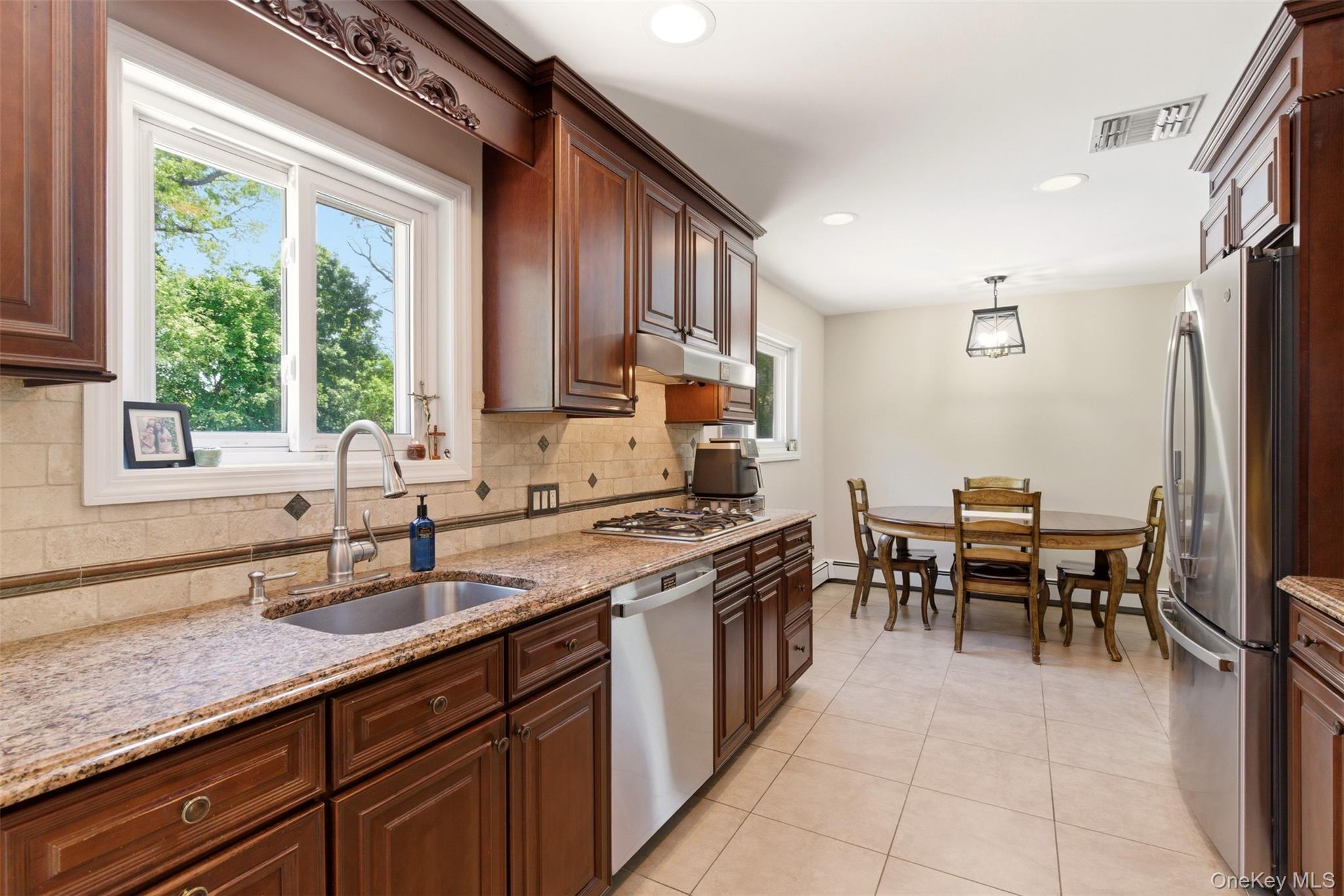 60 Tulipwood Drive Property Photo 11
