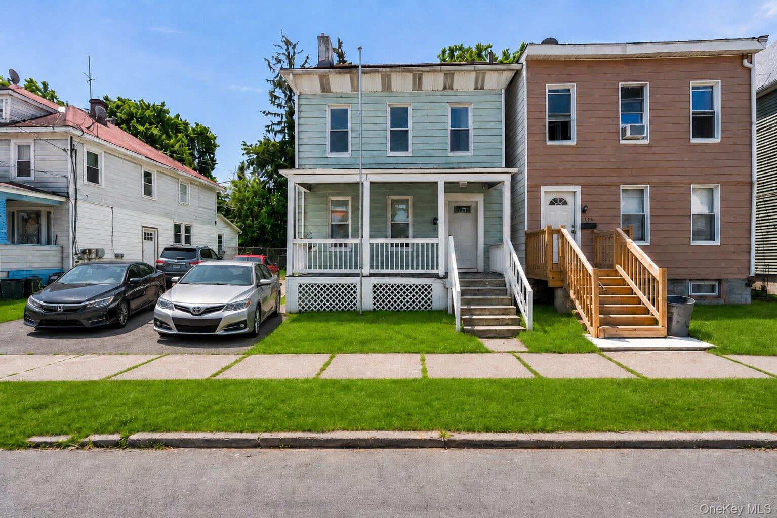457 1st Street Property Photo 1