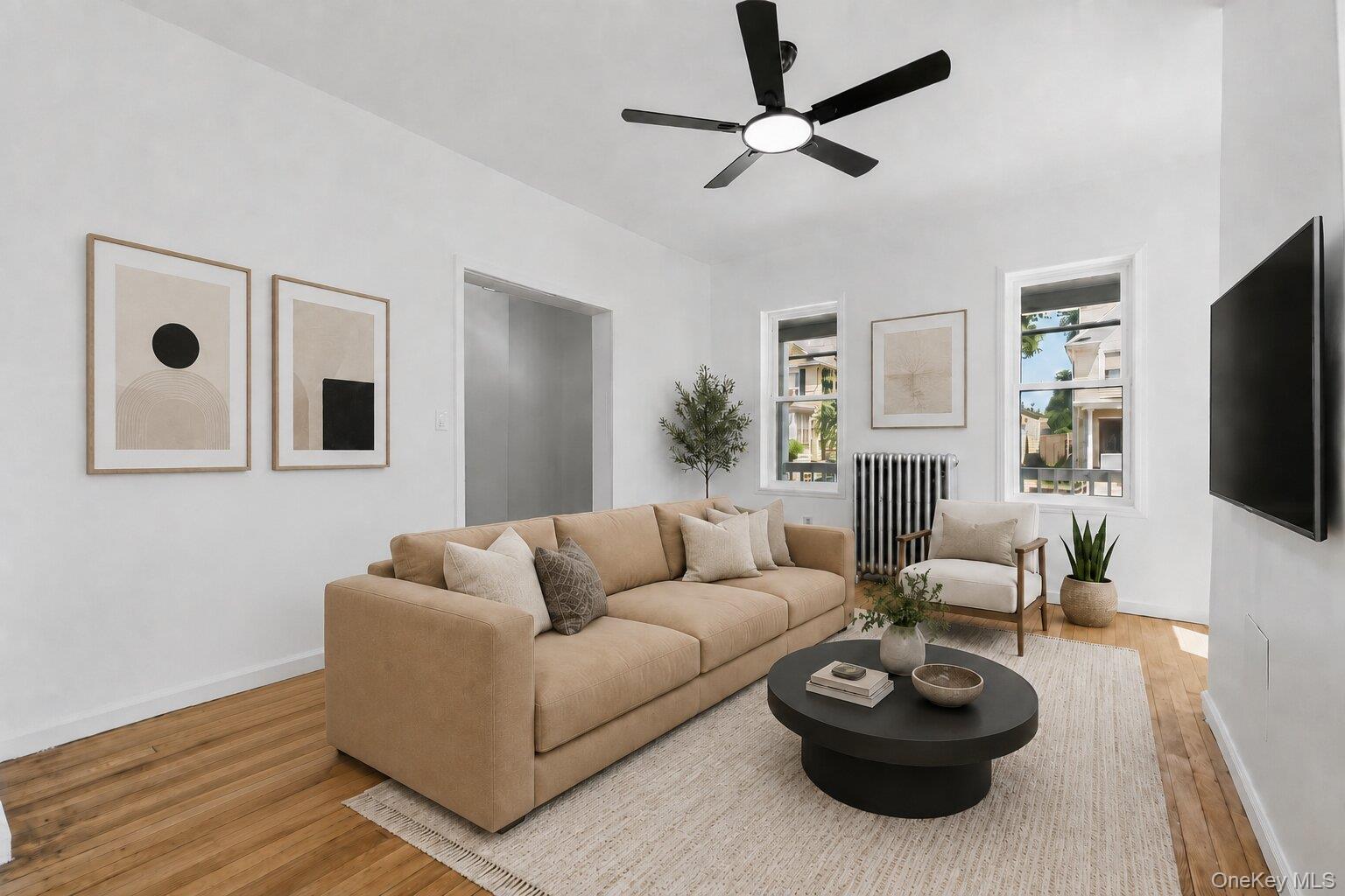 457 1st Street Property Photo 4