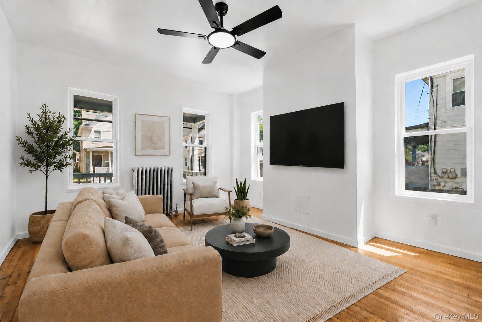 457 1st Street Property Photo 5