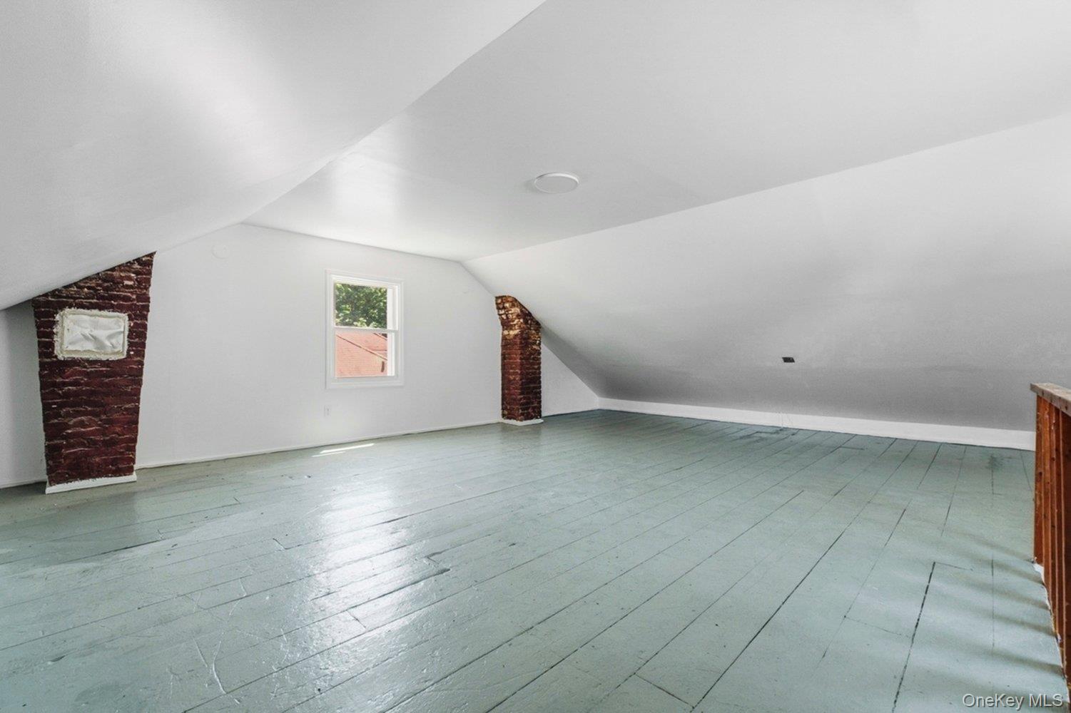 457 1st Street Property Photo 23