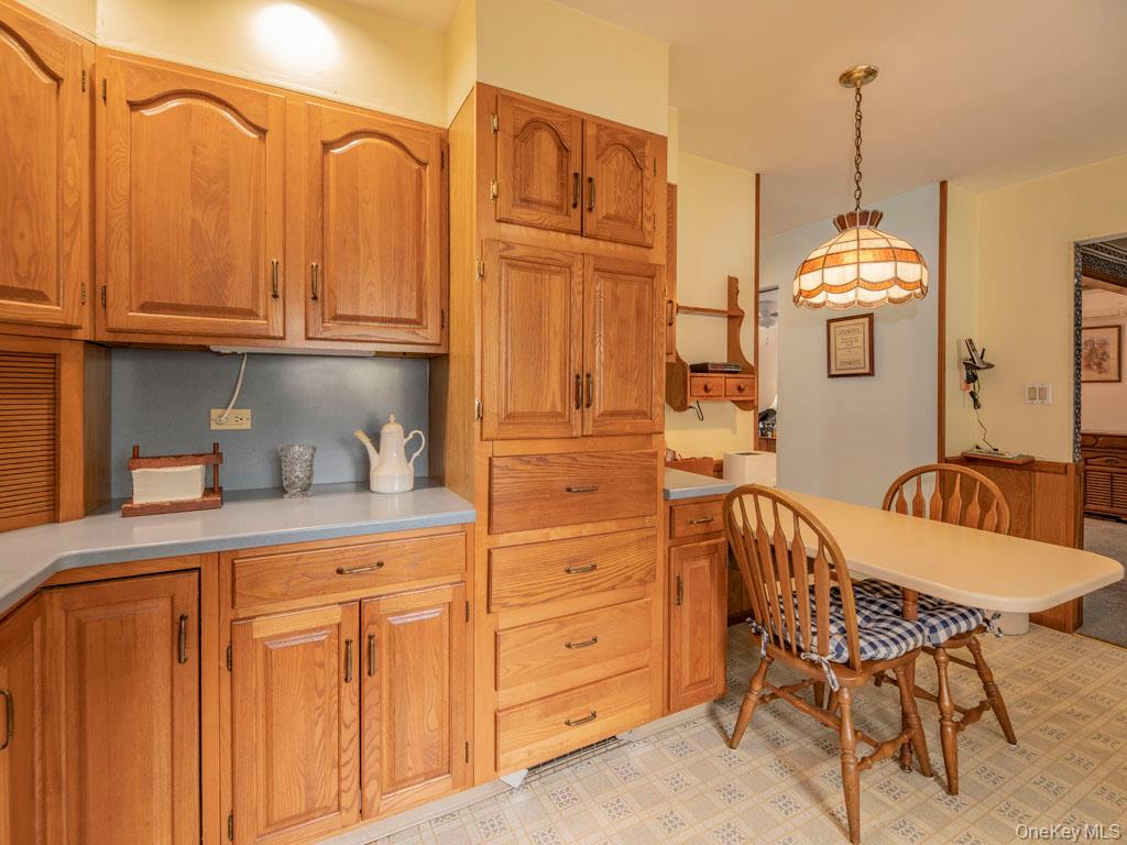 2080 Seamans Neck Road Property Photo 12