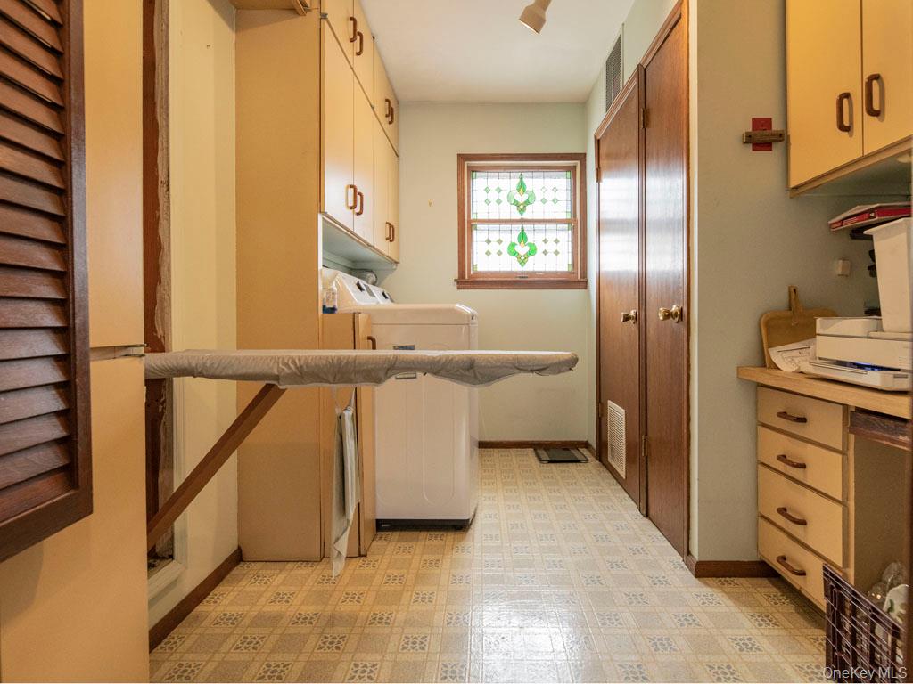 2080 Seamans Neck Road Property Photo 15