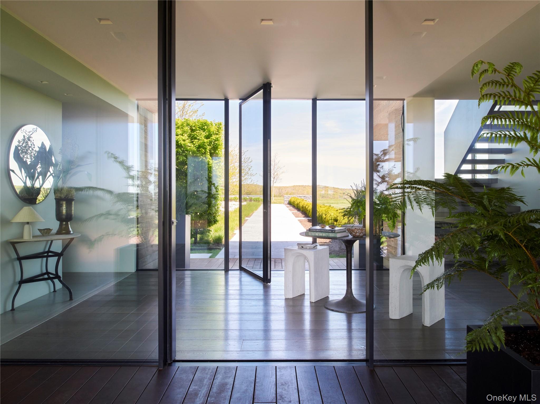 365 Tower Hill Road Property Photo 6