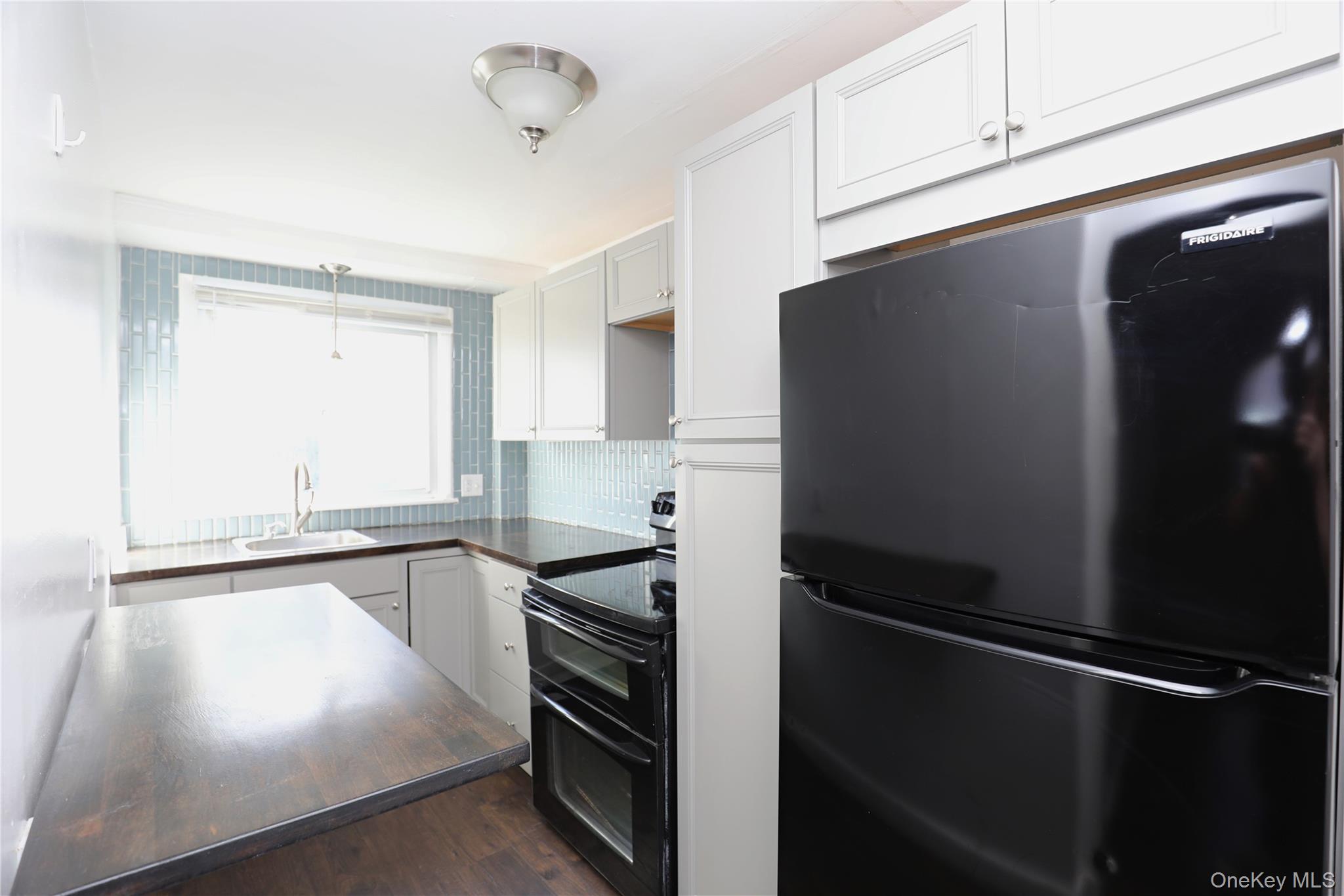 343 Washington Avenue Property Photo 8
