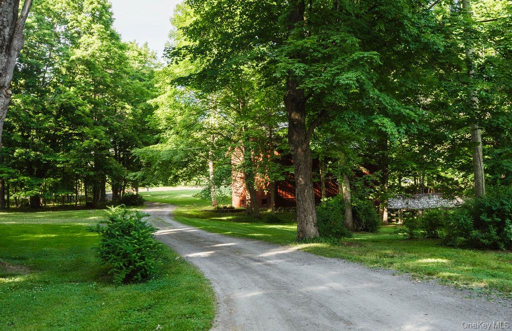 121 Coutant Road Property Photo 33