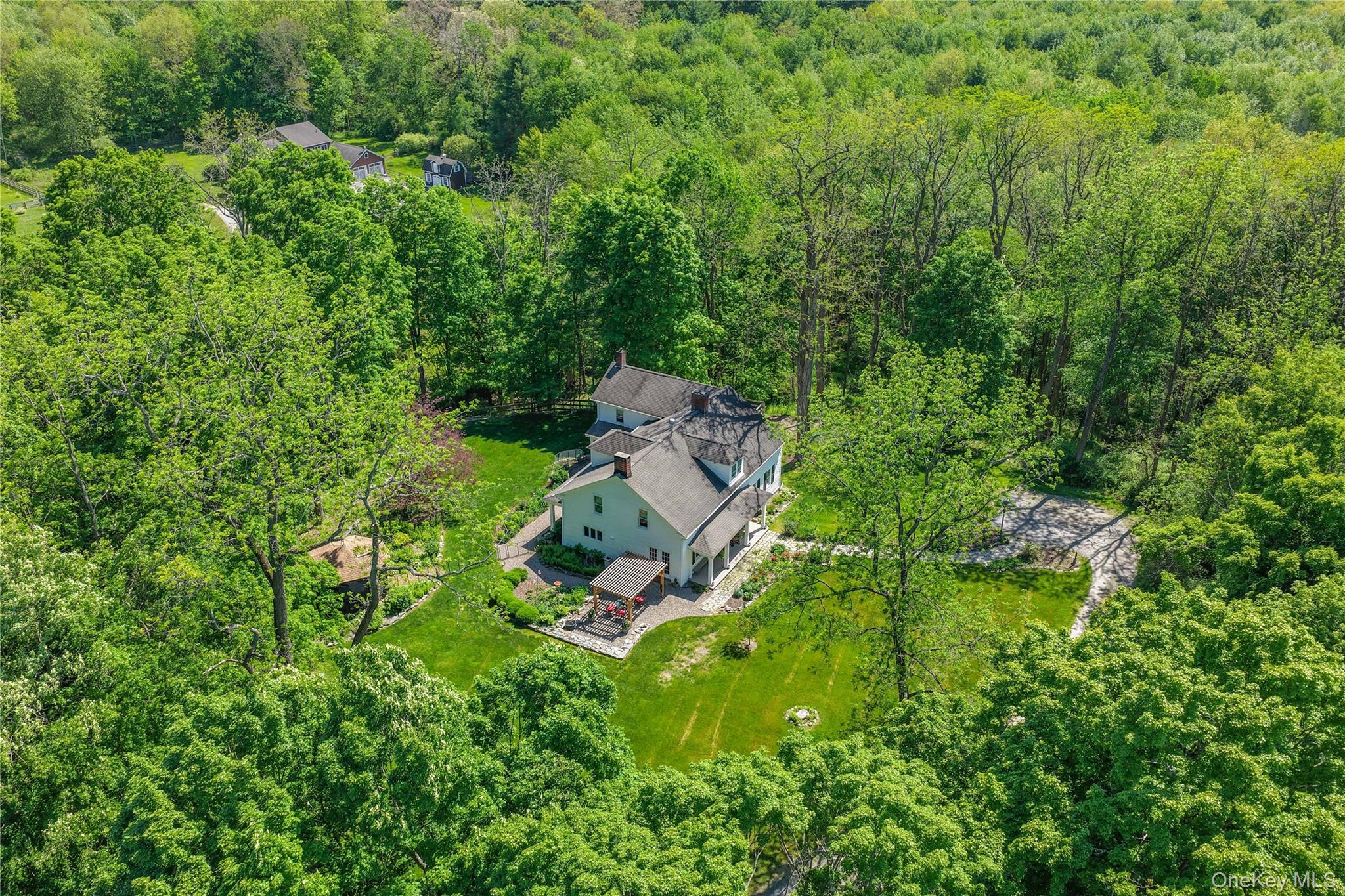 121 Coutant Road Property Photo 45