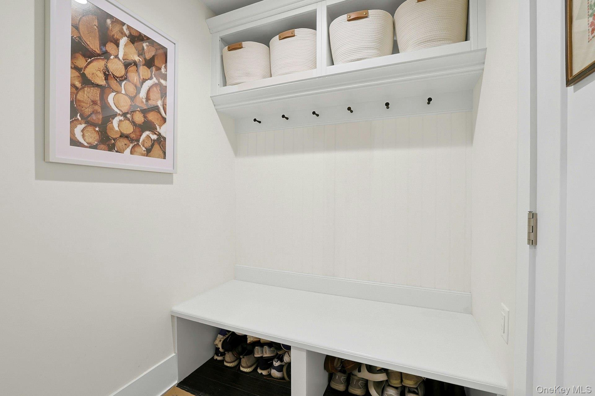 206 Legend Drive Property Photo 9
